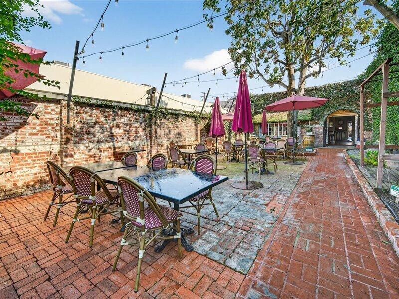 151 S E St, Exeter, CA 93221