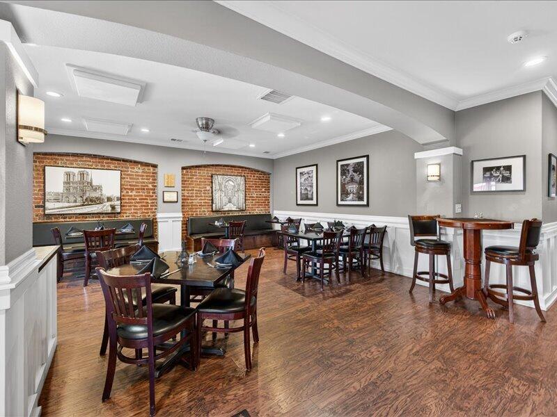 151 S E St, Exeter, CA 93221