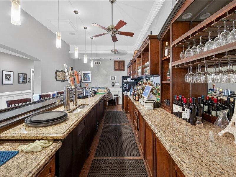 151 S E St, Exeter, CA 93221