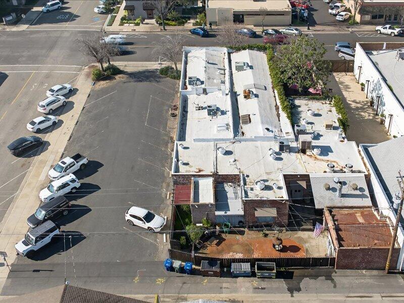 151 S E St, Exeter, CA 93221