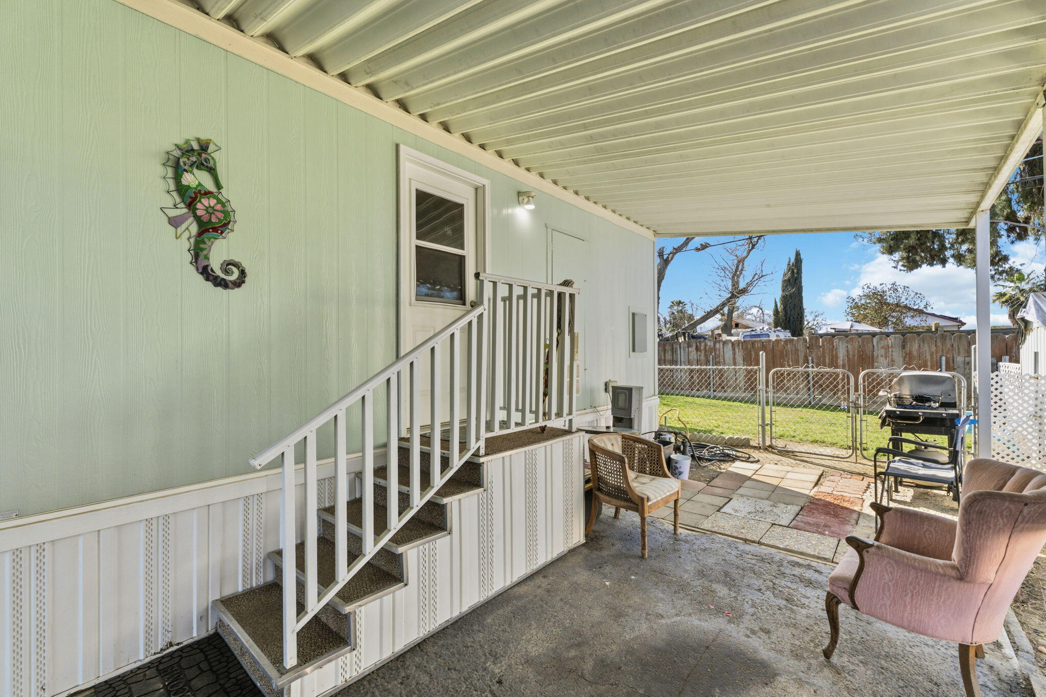 852 E Grangeville Blvd #49, Hanford, CA 93230