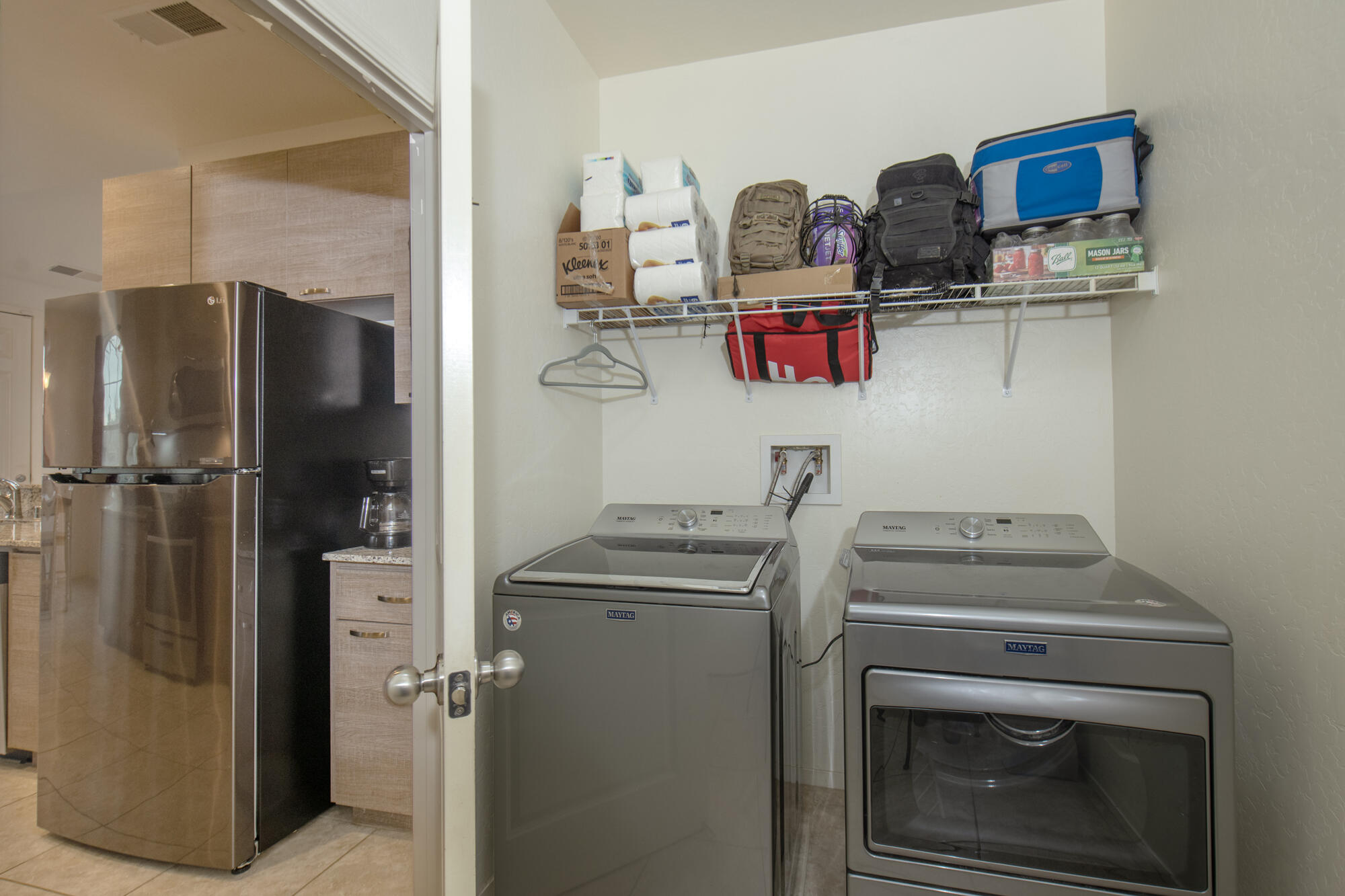 352 S Wind Ct, Visalia, CA 93292