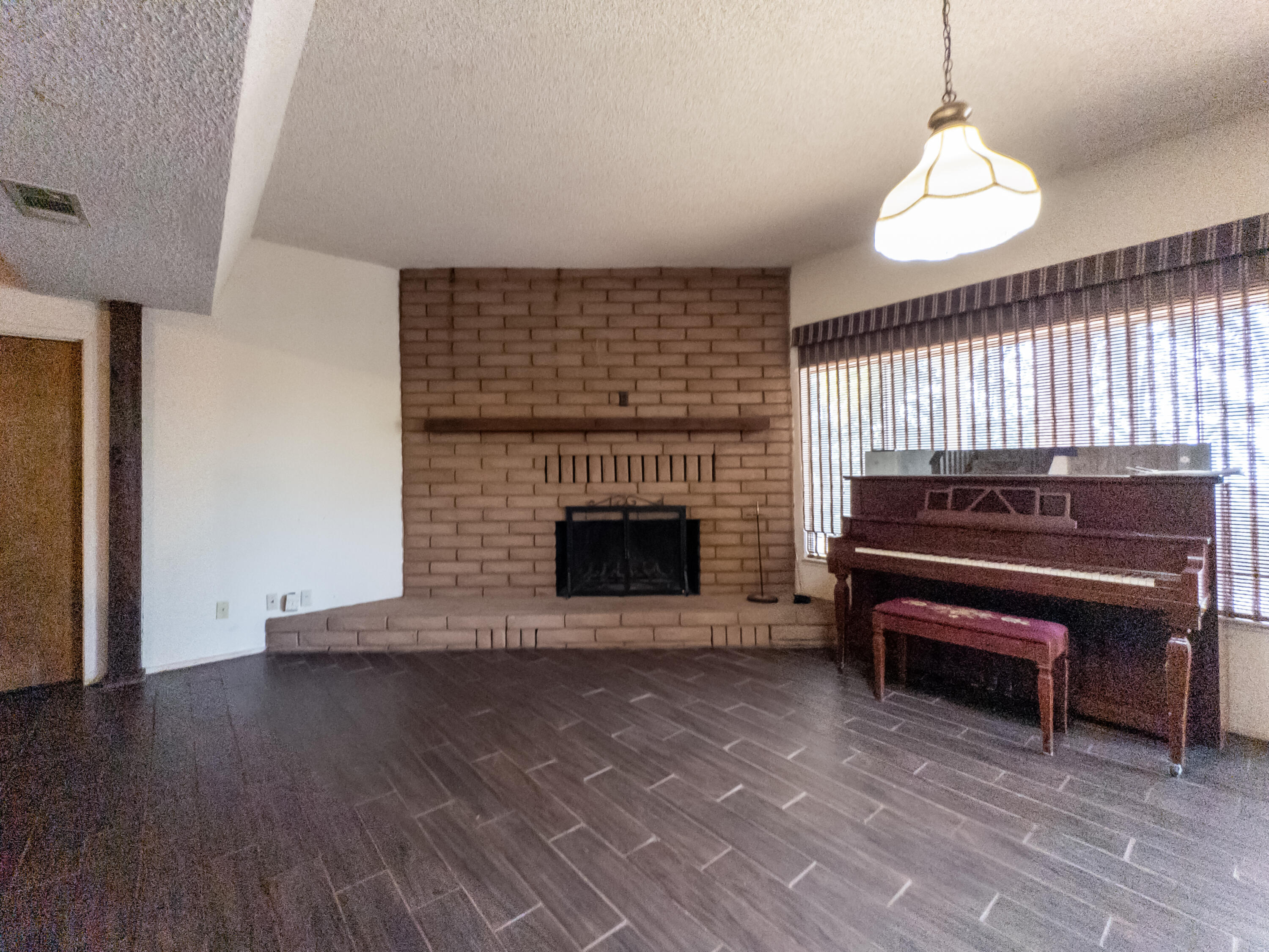 38758 Aster Ln, Yokuts Valley, CA 93675