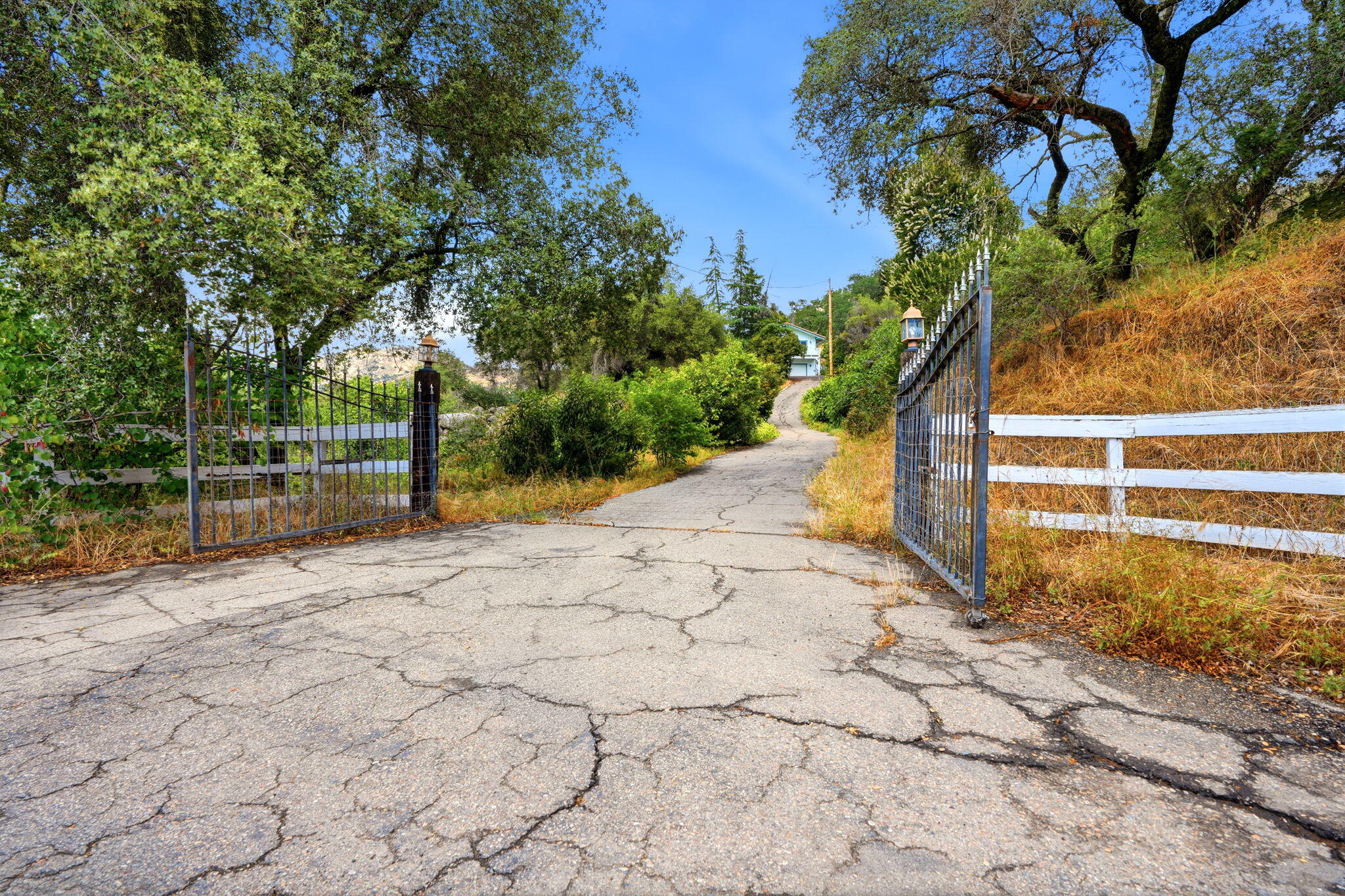 38758 Aster Ln, Yokuts Valley, CA 93675