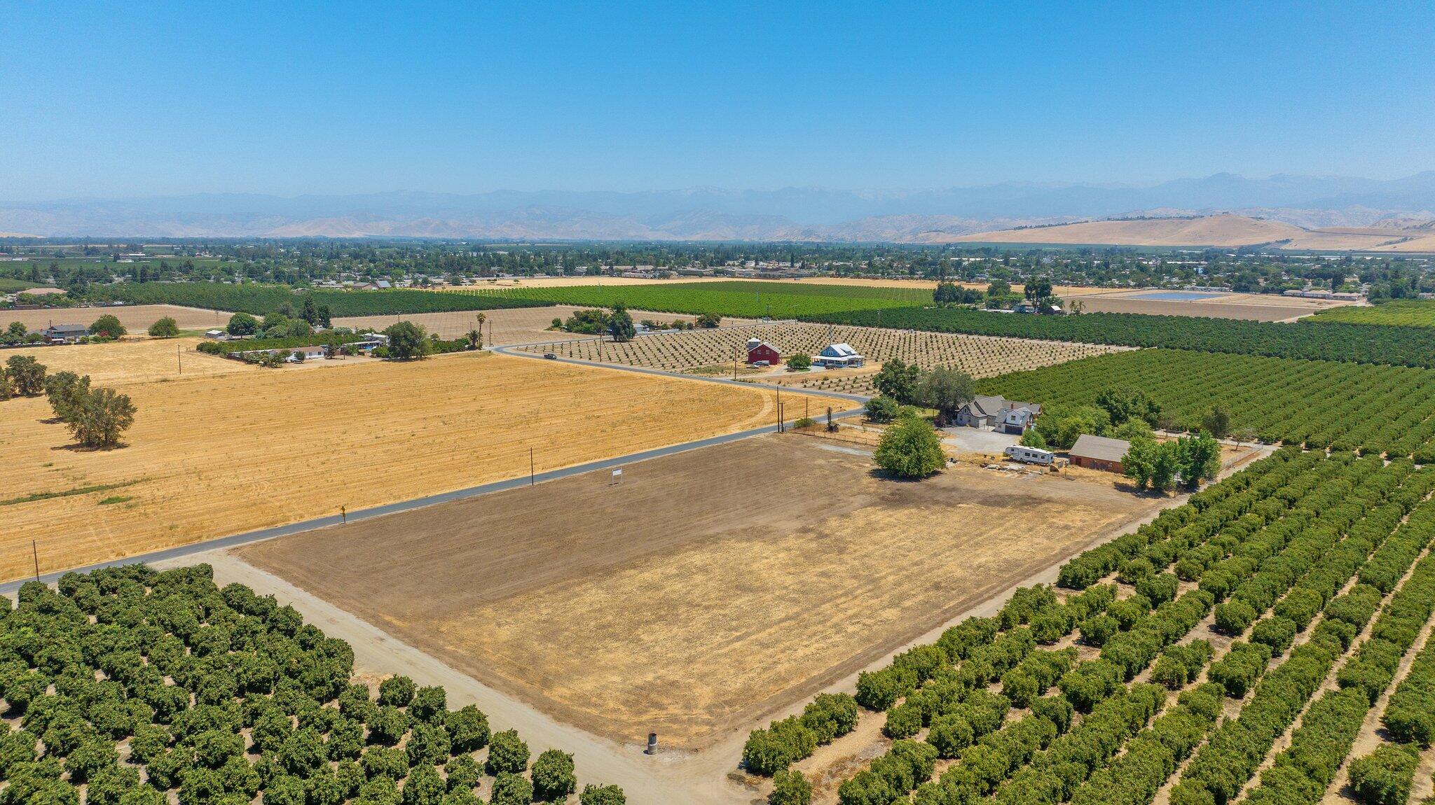 Ave 276 SW Avenue 276, Exeter, CA 93221