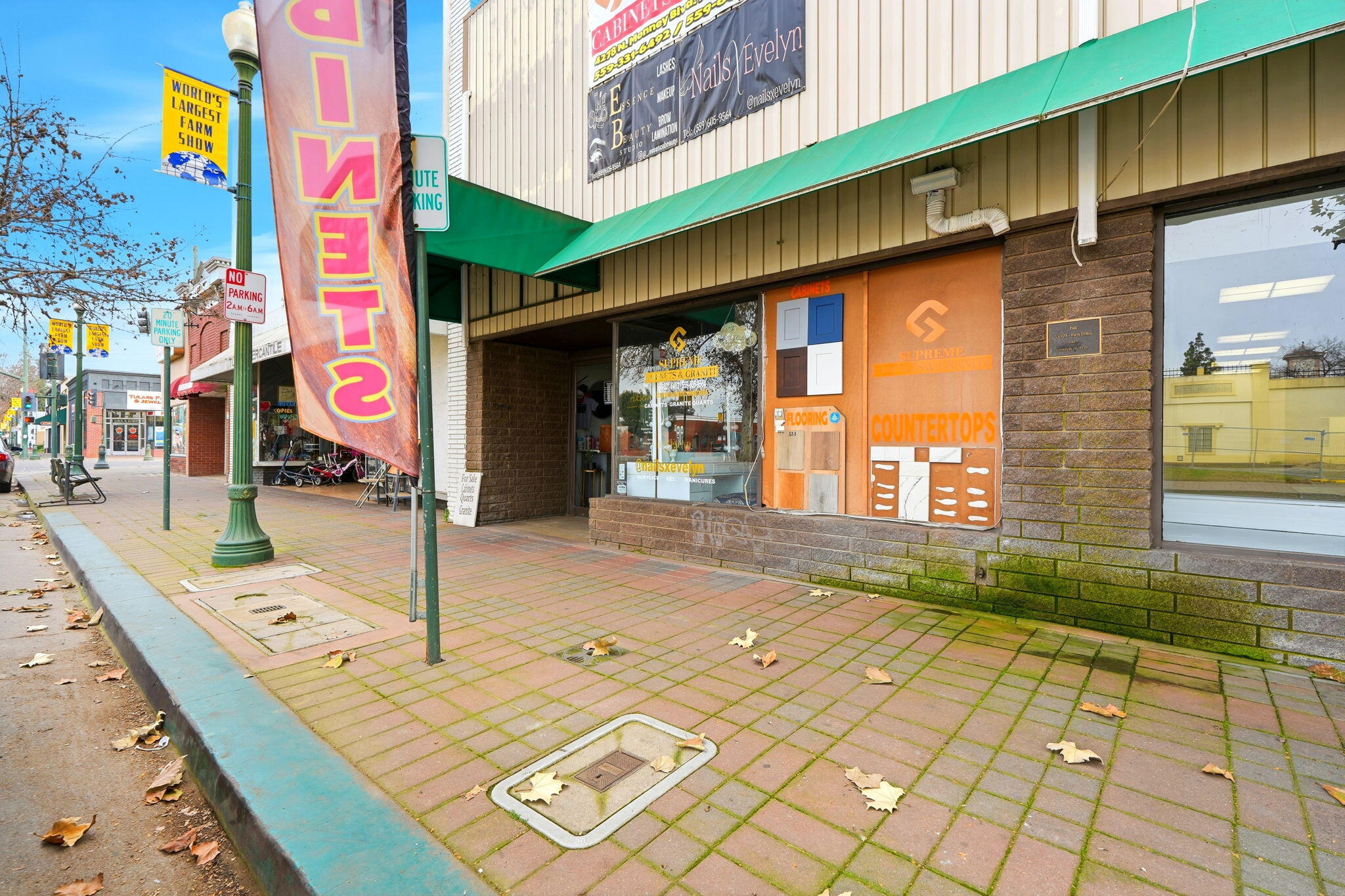 135 E Tulare Ave, Tulare, CA 93274