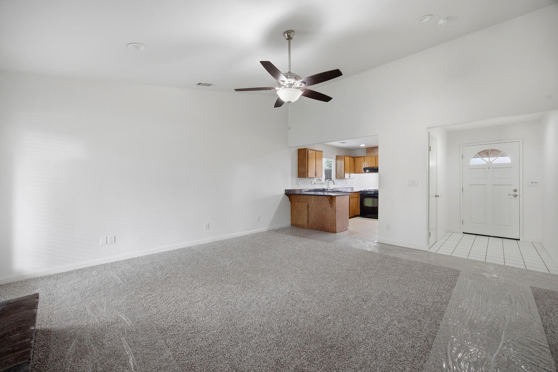 1931 S West Ct, Visalia, CA 93277