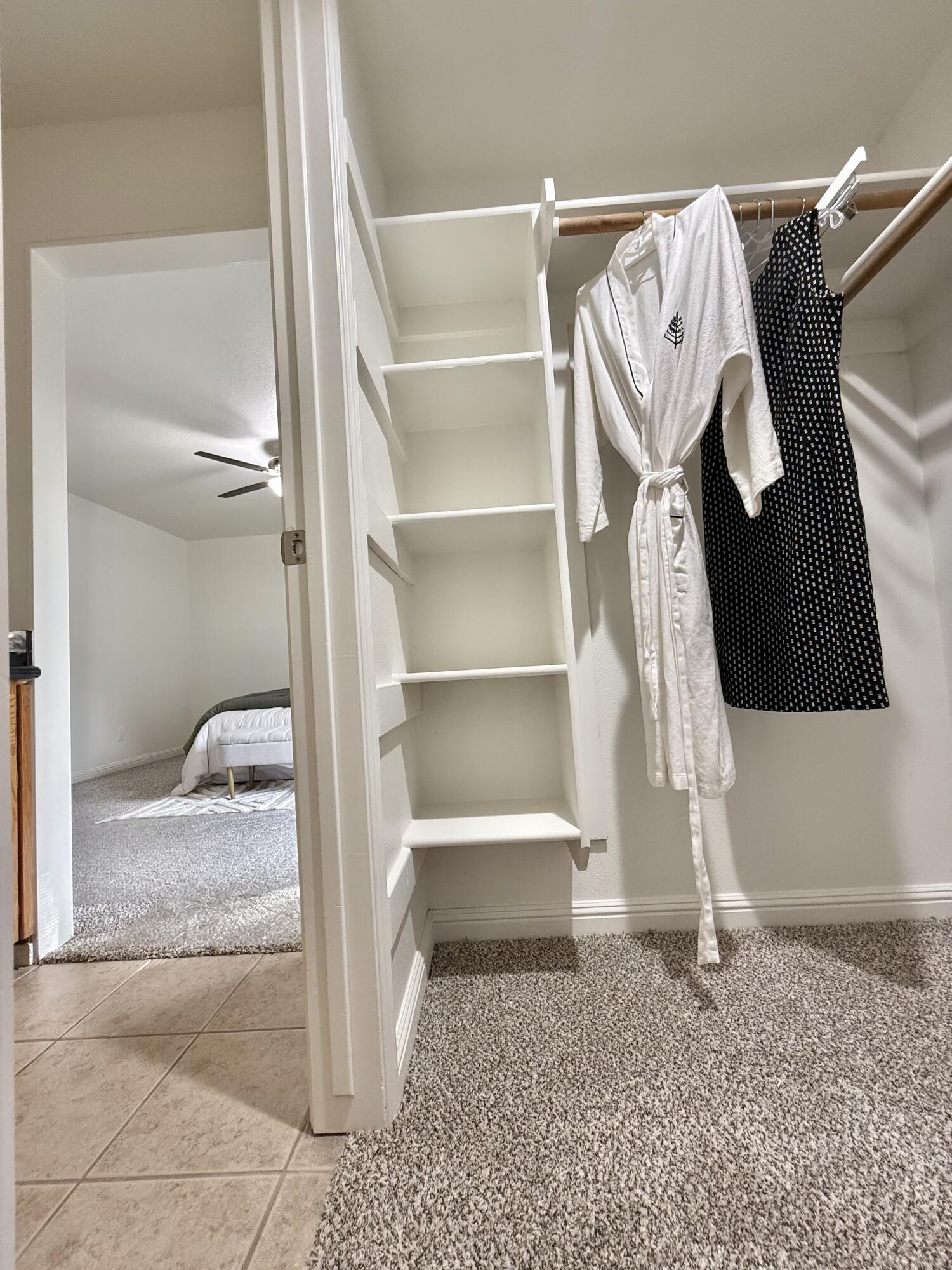 1931 S West Ct, Visalia, CA 93277