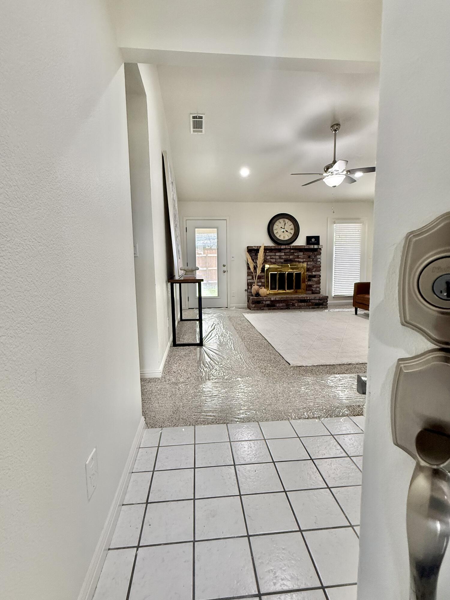 1931 S West Ct, Visalia, CA 93277