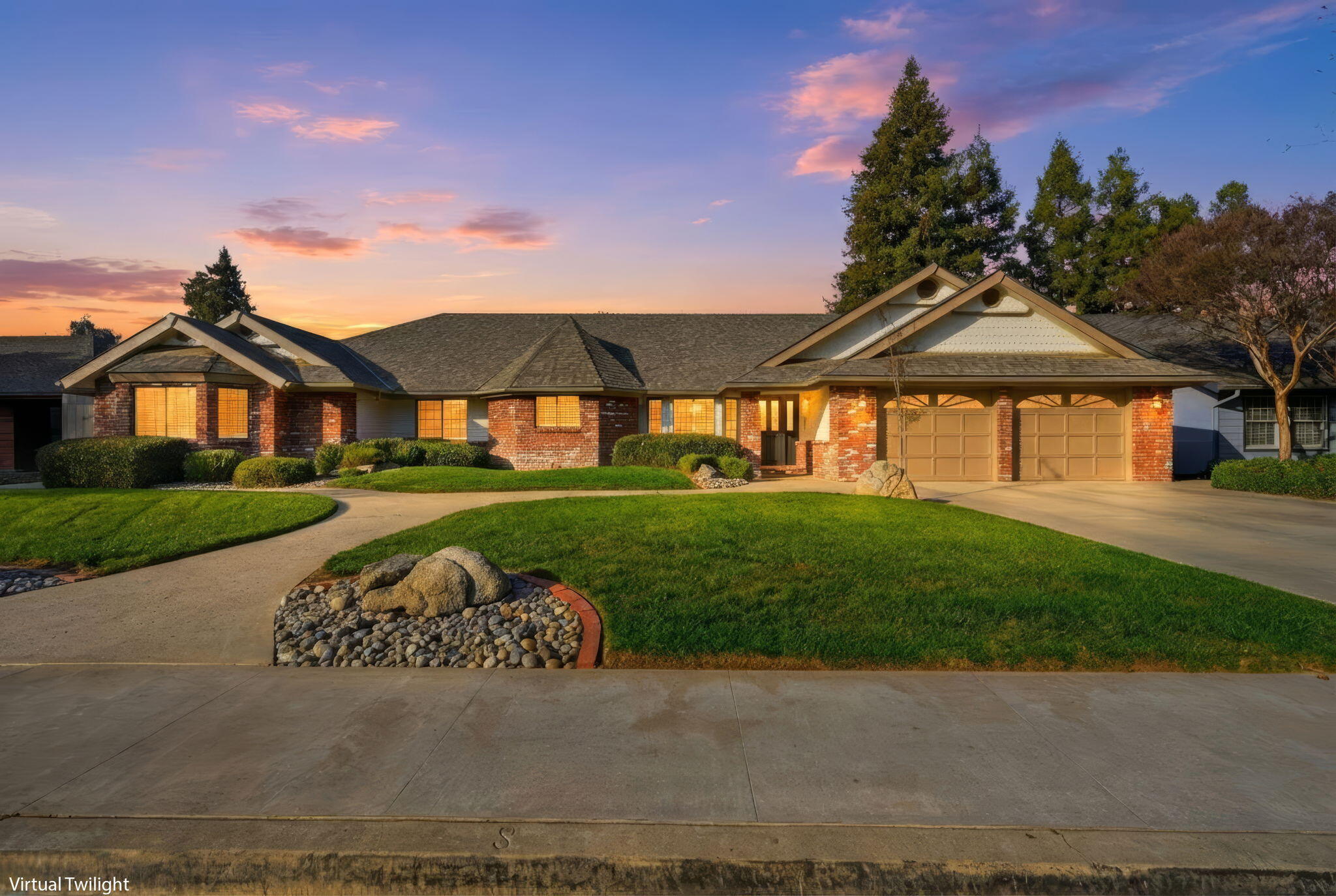 310 E Monte Vista Ave, Visalia, CA 93277