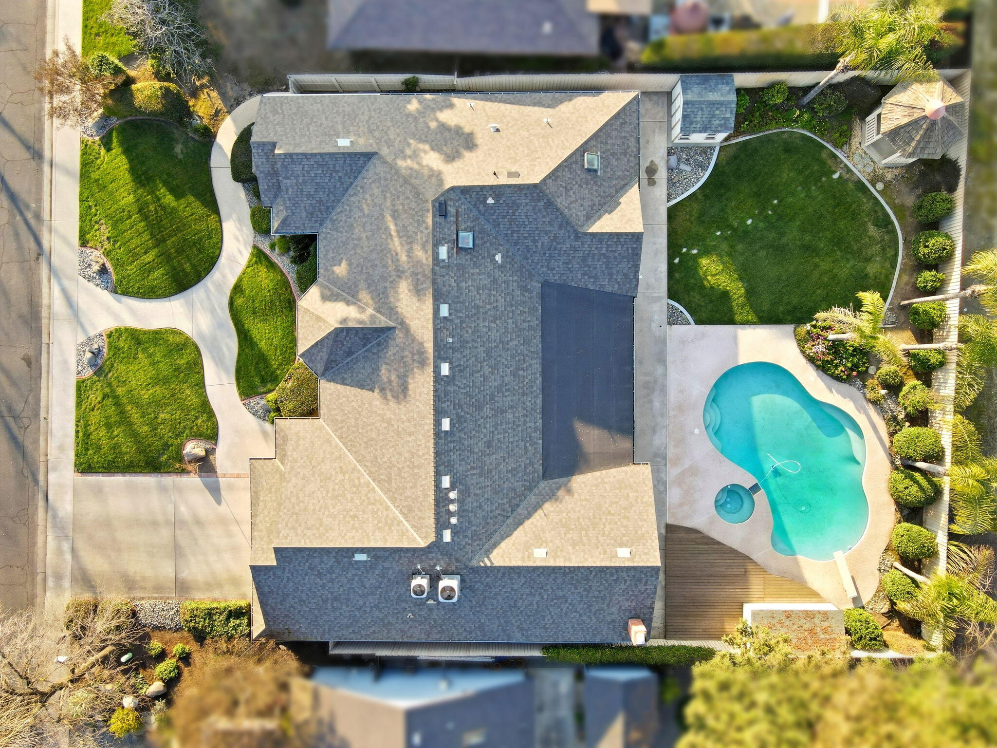 310 E Monte Vista Ave, Visalia, CA 93277