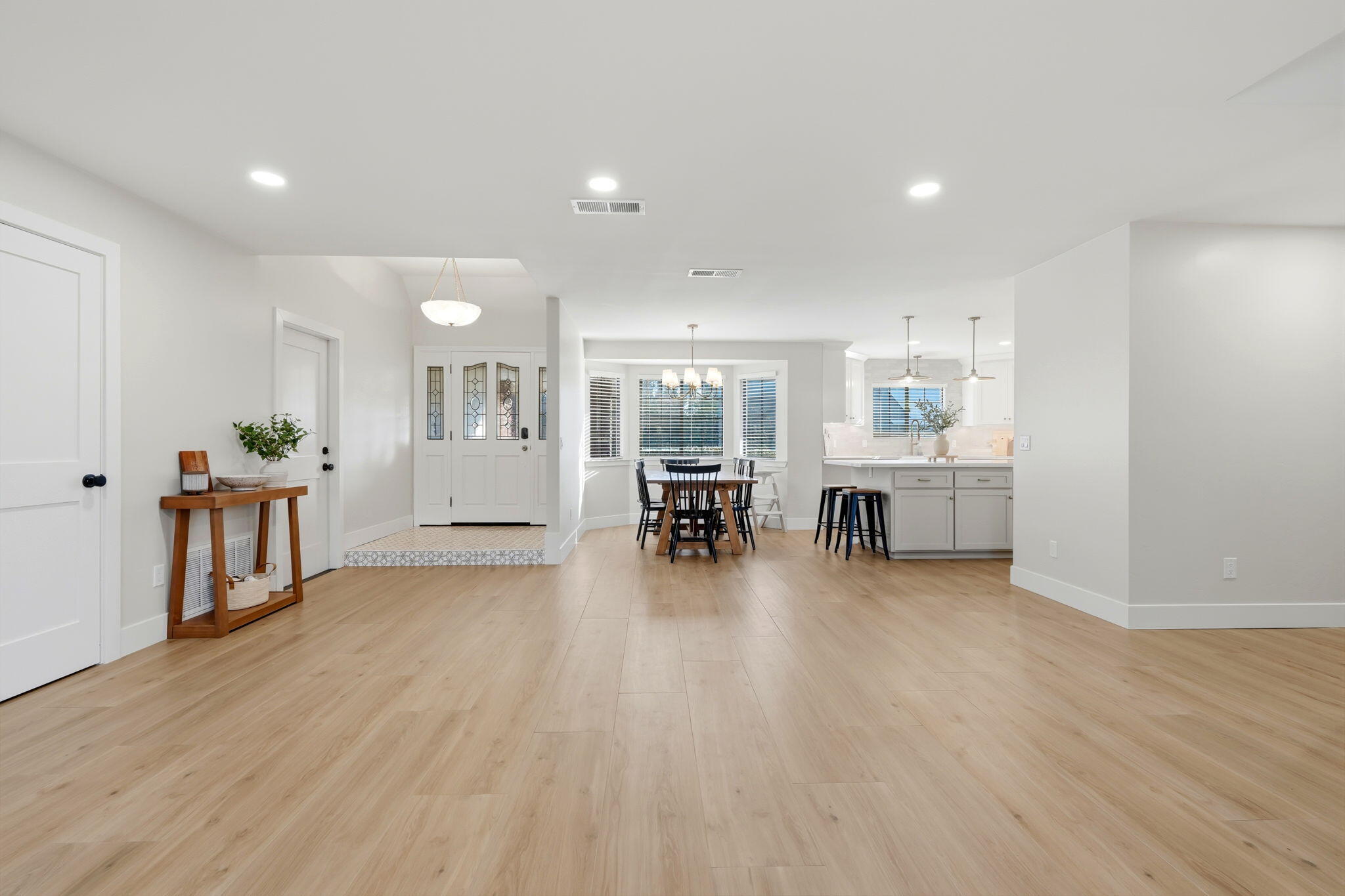 310 E Monte Vista Ave, Visalia, CA 93277