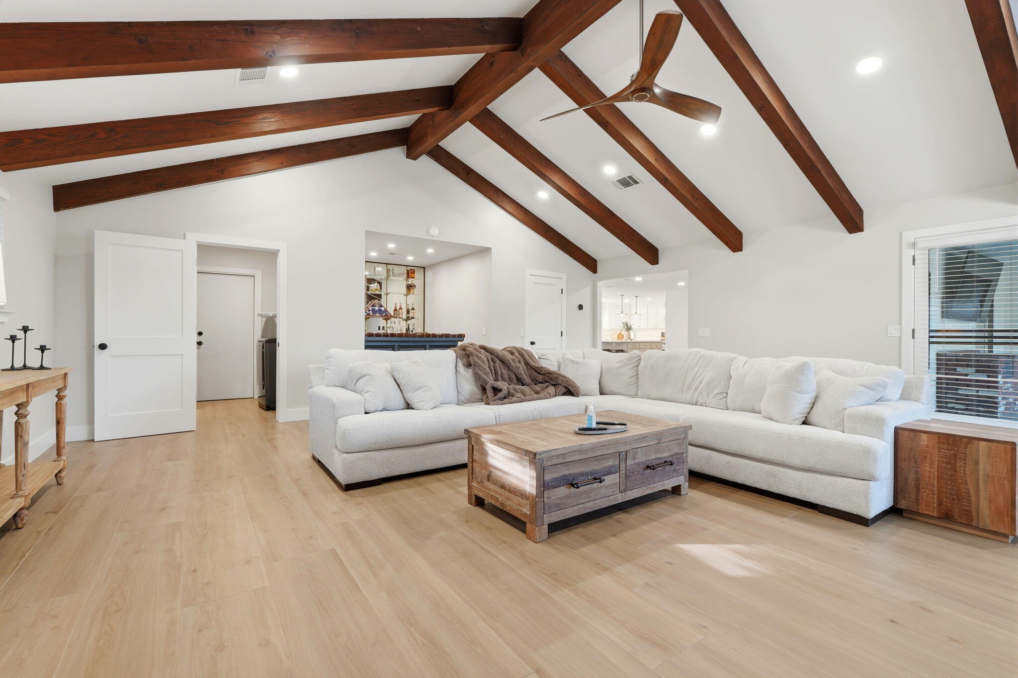 310 E Monte Vista Ave, Visalia, CA 93277