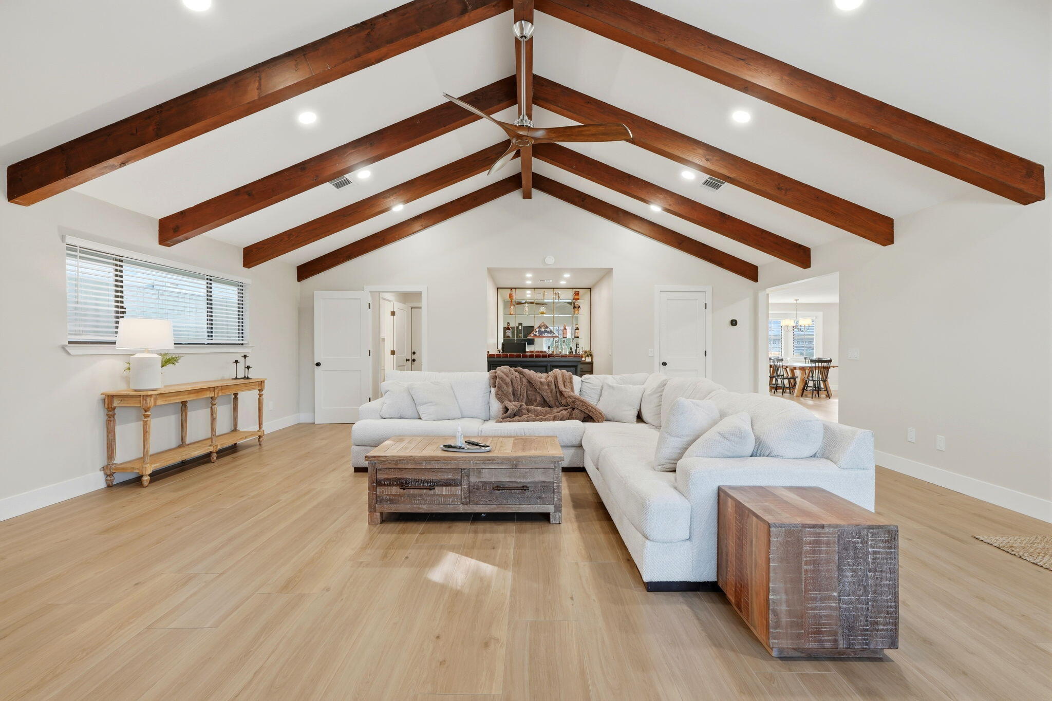 310 E Monte Vista Ave, Visalia, CA 93277