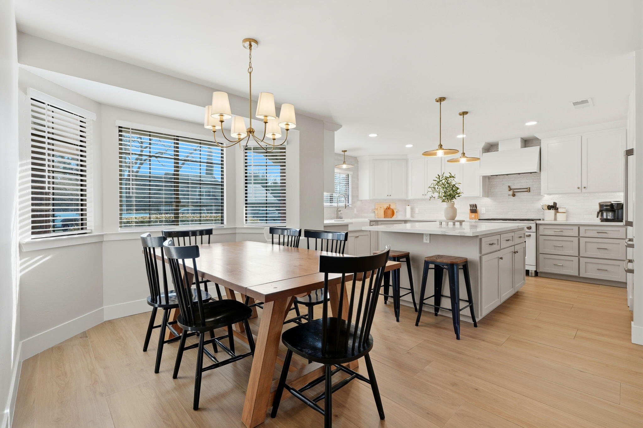 310 E Monte Vista Ave, Visalia, CA 93277