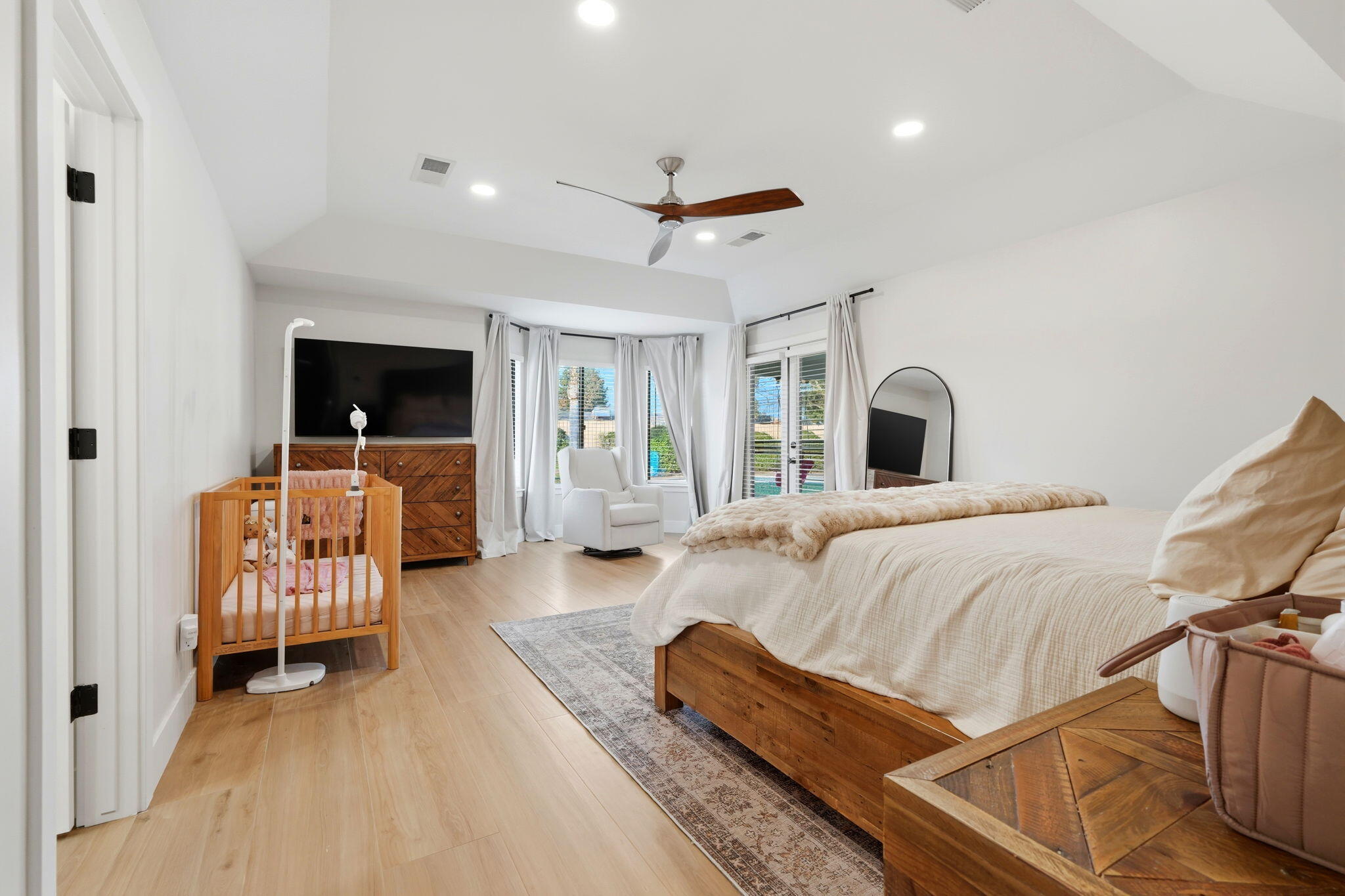 310 E Monte Vista Ave, Visalia, CA 93277