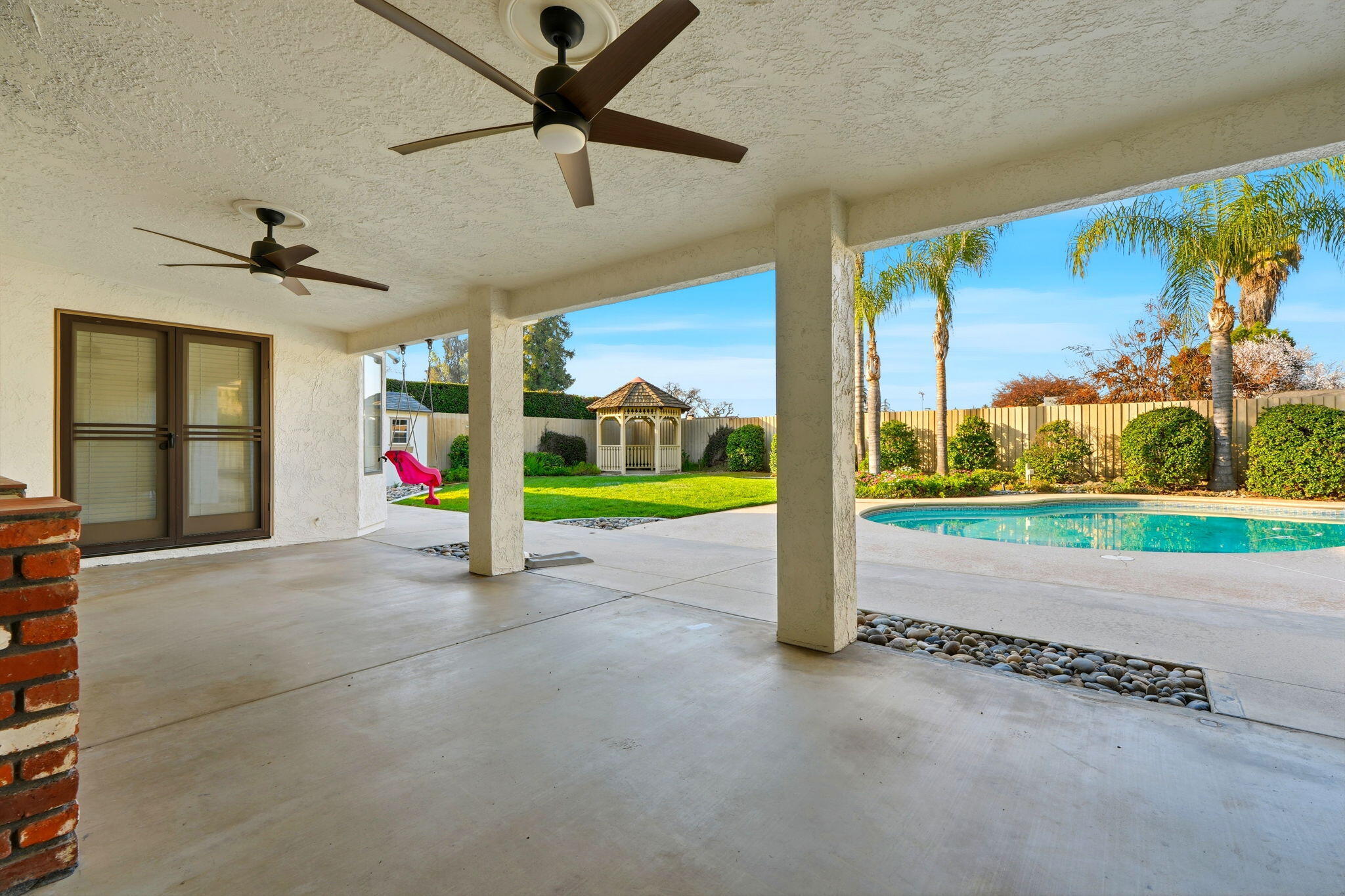 310 E Monte Vista Ave, Visalia, CA 93277