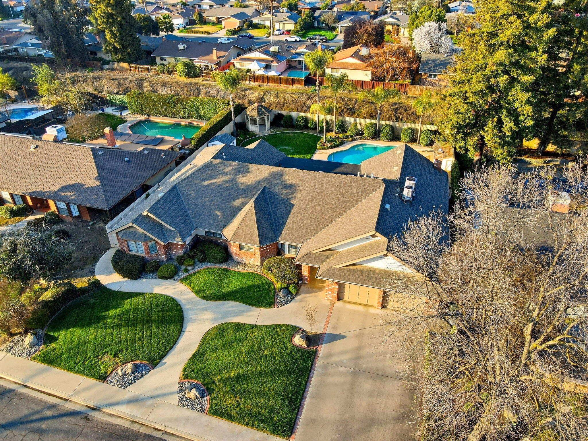 310 E Monte Vista Ave, Visalia, CA 93277