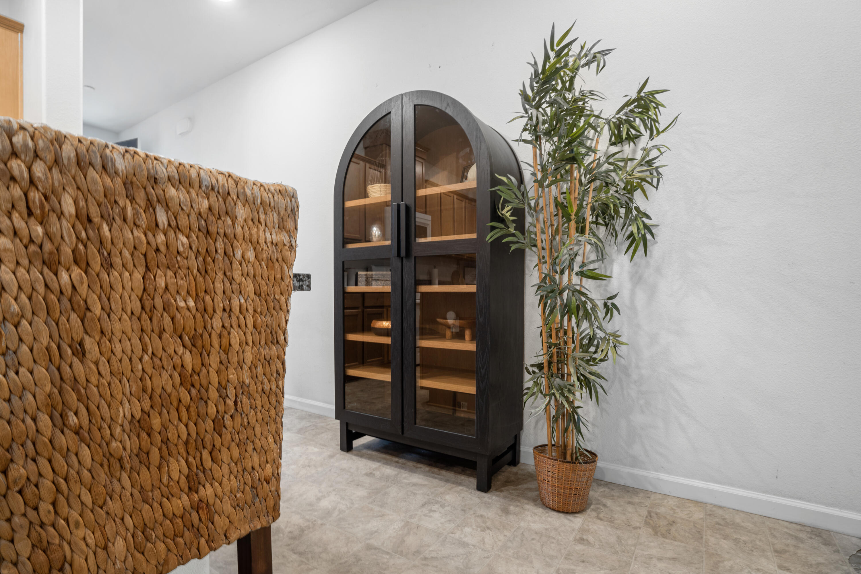 3142 E Seeger Ave, Visalia, CA 93277