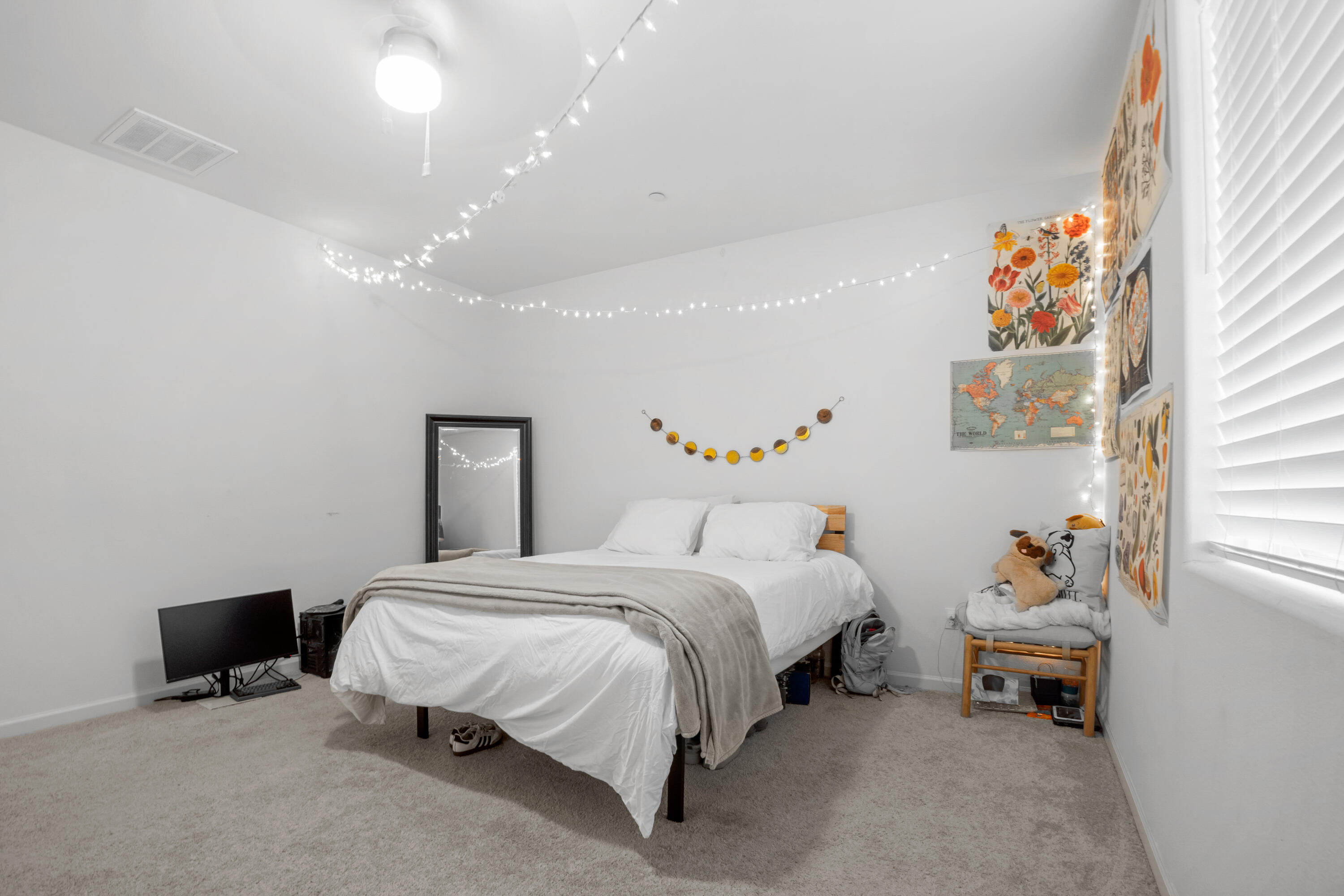 3142 E Seeger Ave, Visalia, CA 93277