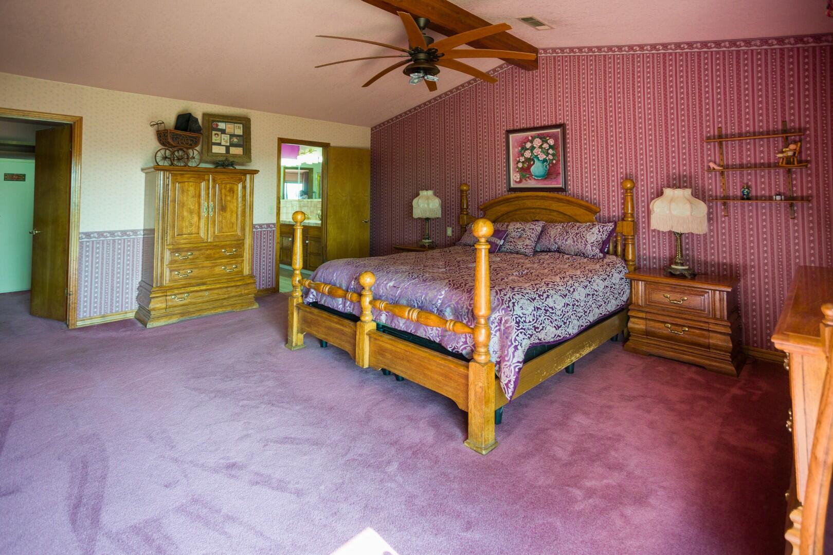 8924 Road 244, Terra Bella, CA 93270