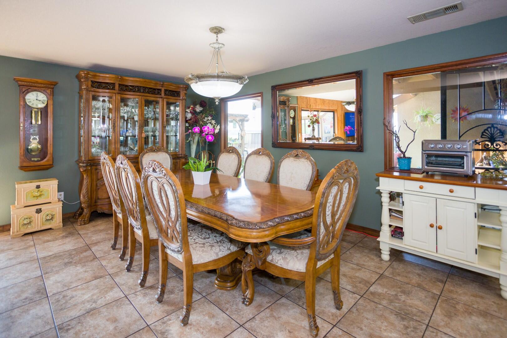 8924 Road 244, Terra Bella, CA 93270