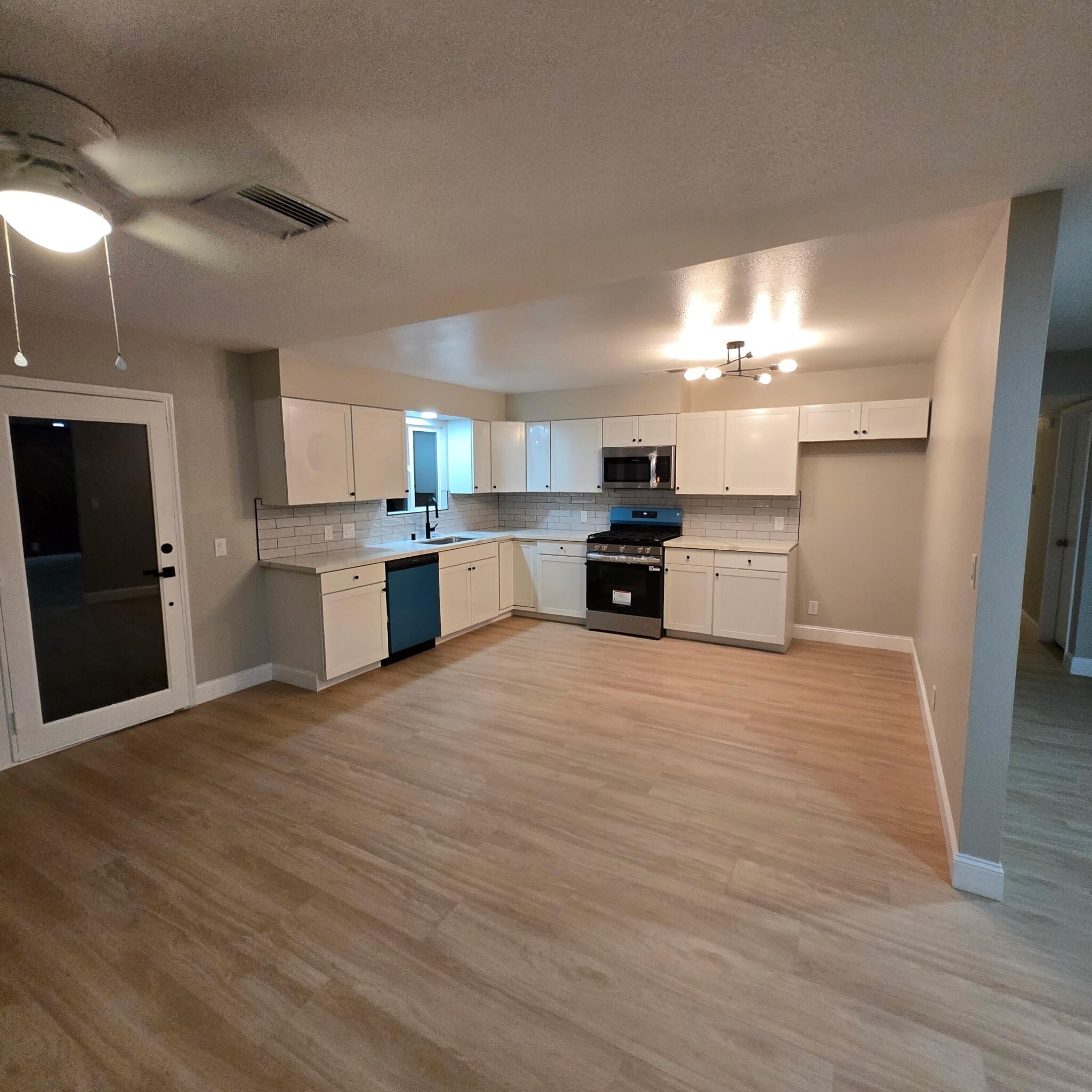 30536 George Smith Rd, Yokuts Valley, CA 93675