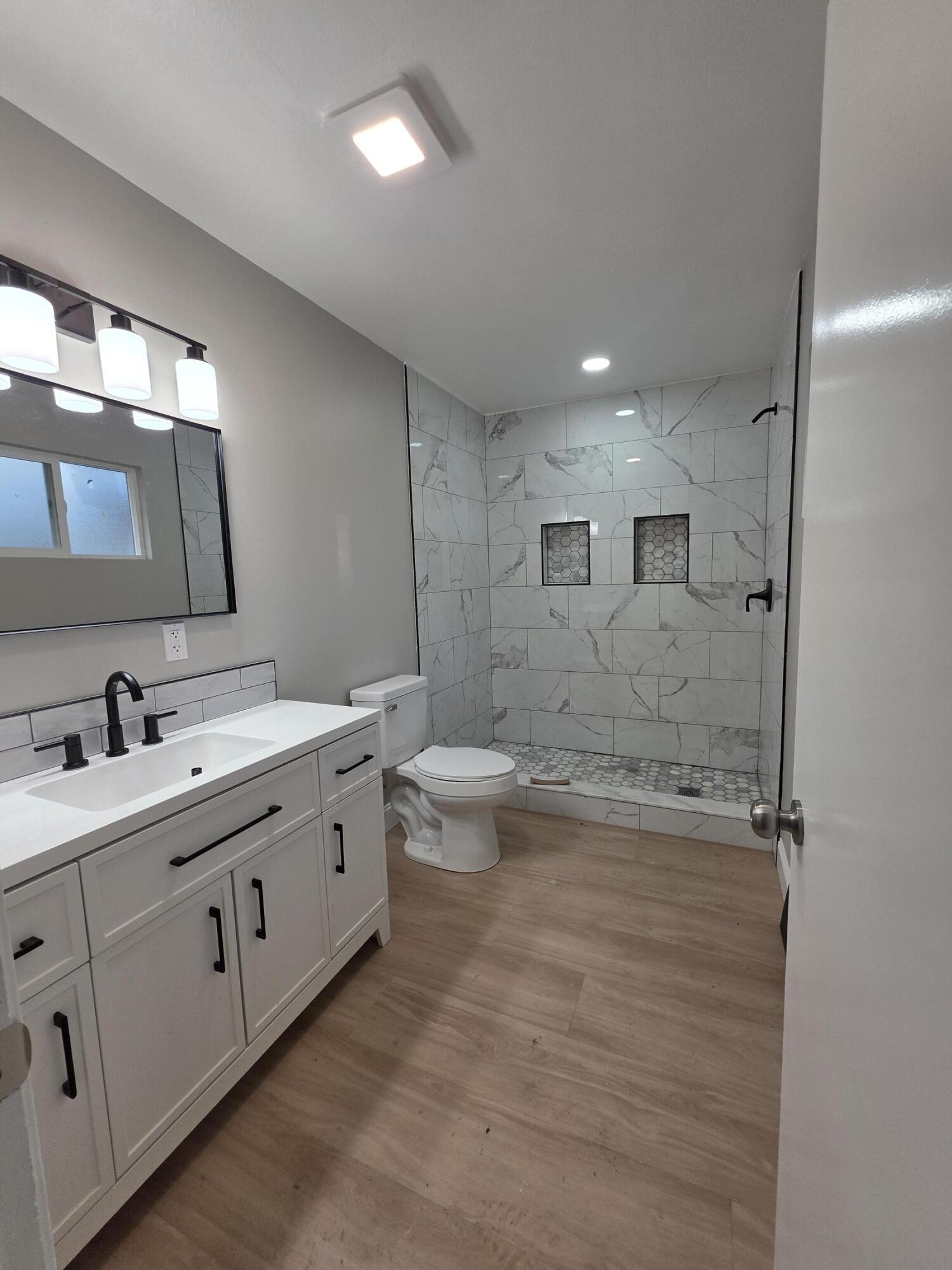 30536 George Smith Rd, Yokuts Valley, CA 93675