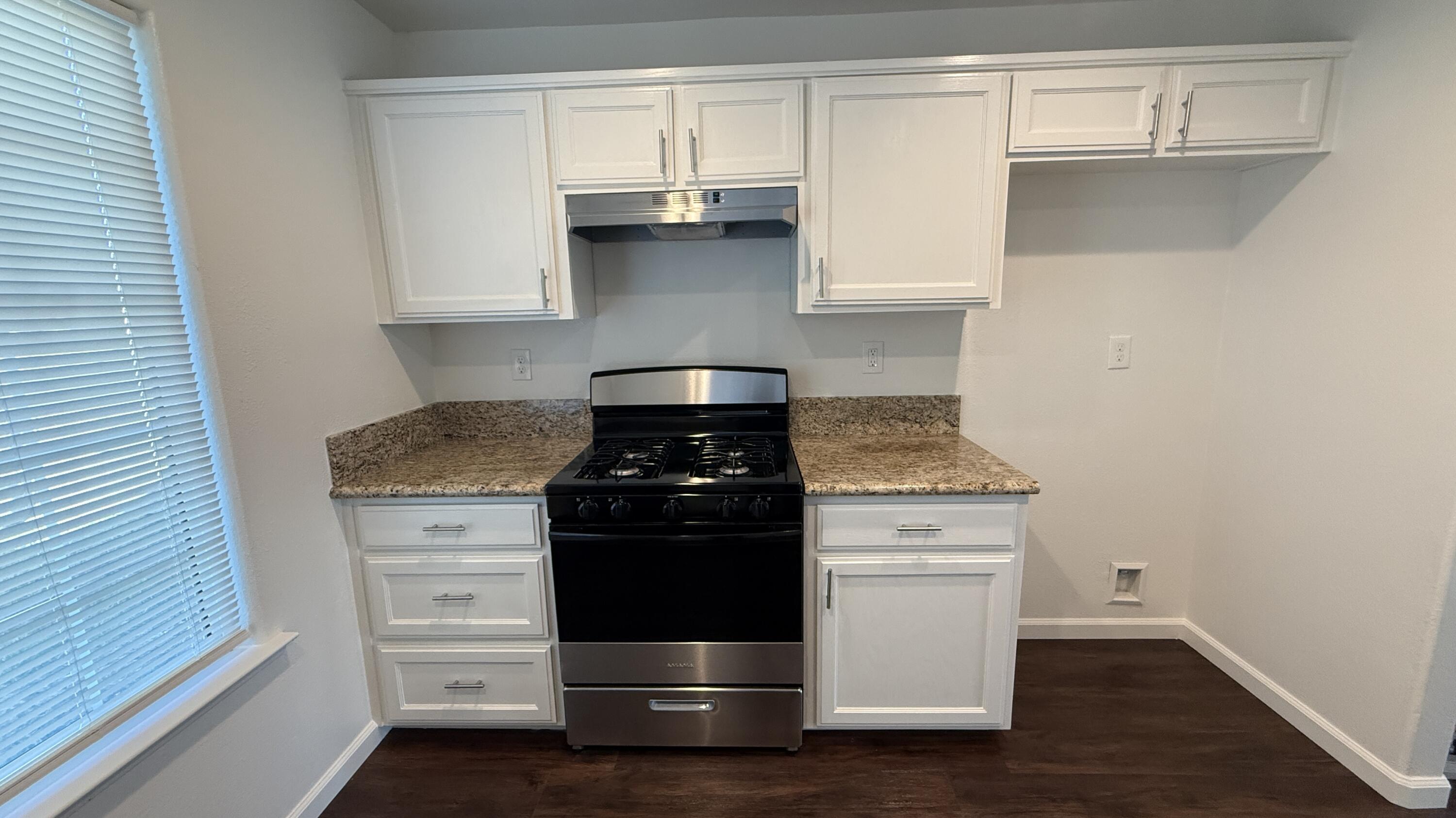 2211 Bell Ave, Corcoran, CA 93212