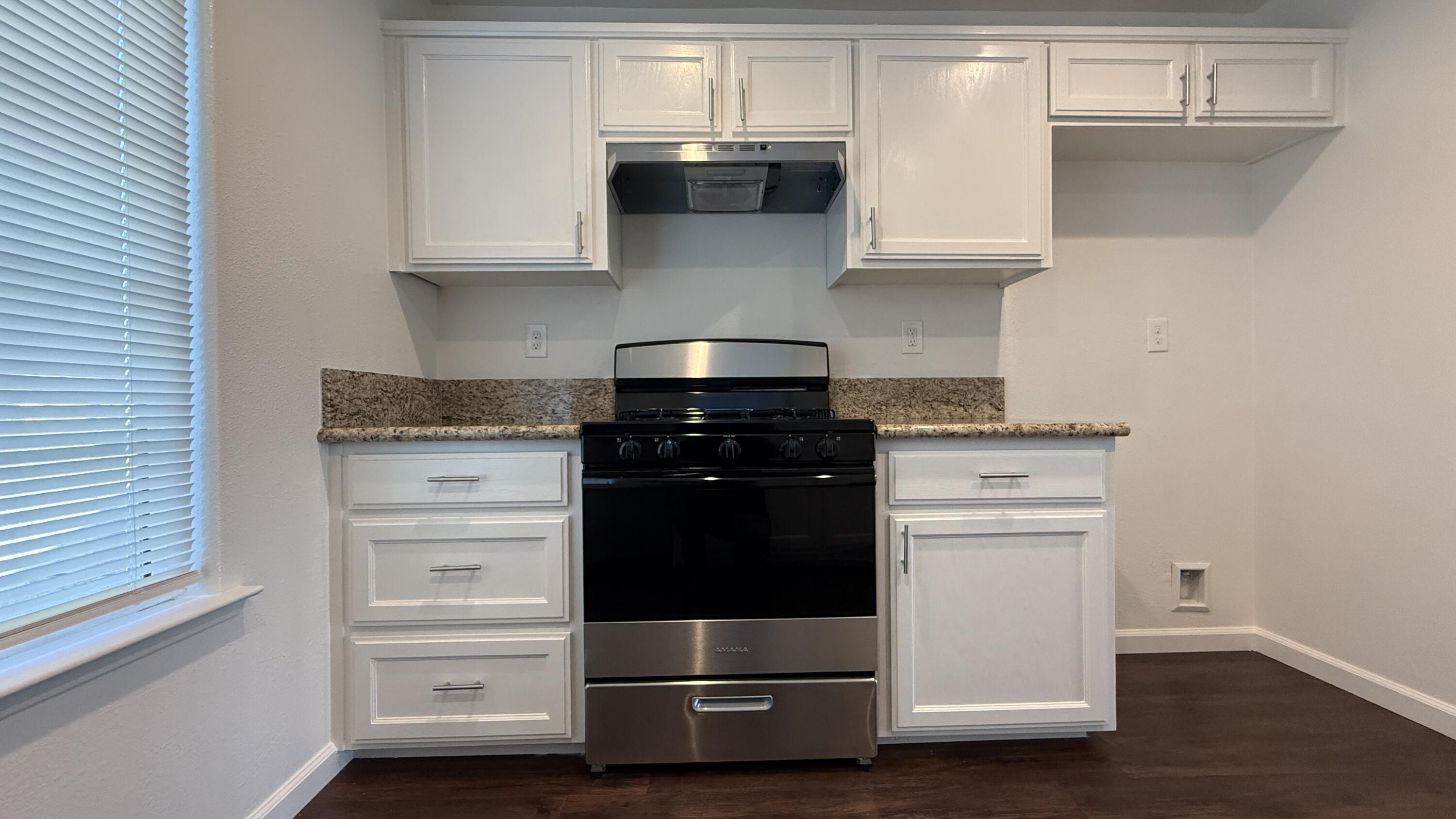 2211 Bell Ave, Corcoran, CA 93212