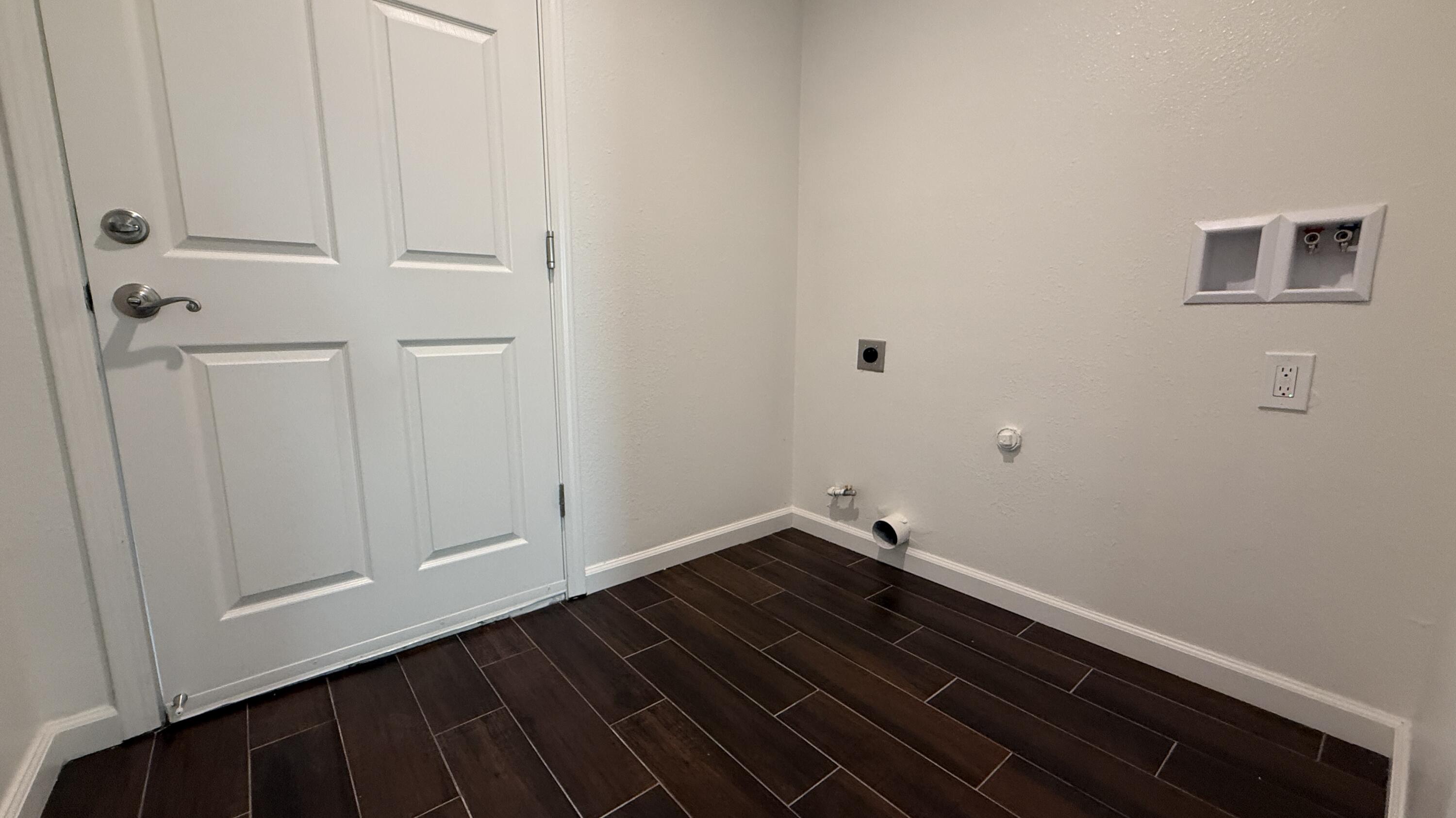 2211 Bell Ave, Corcoran, CA 93212