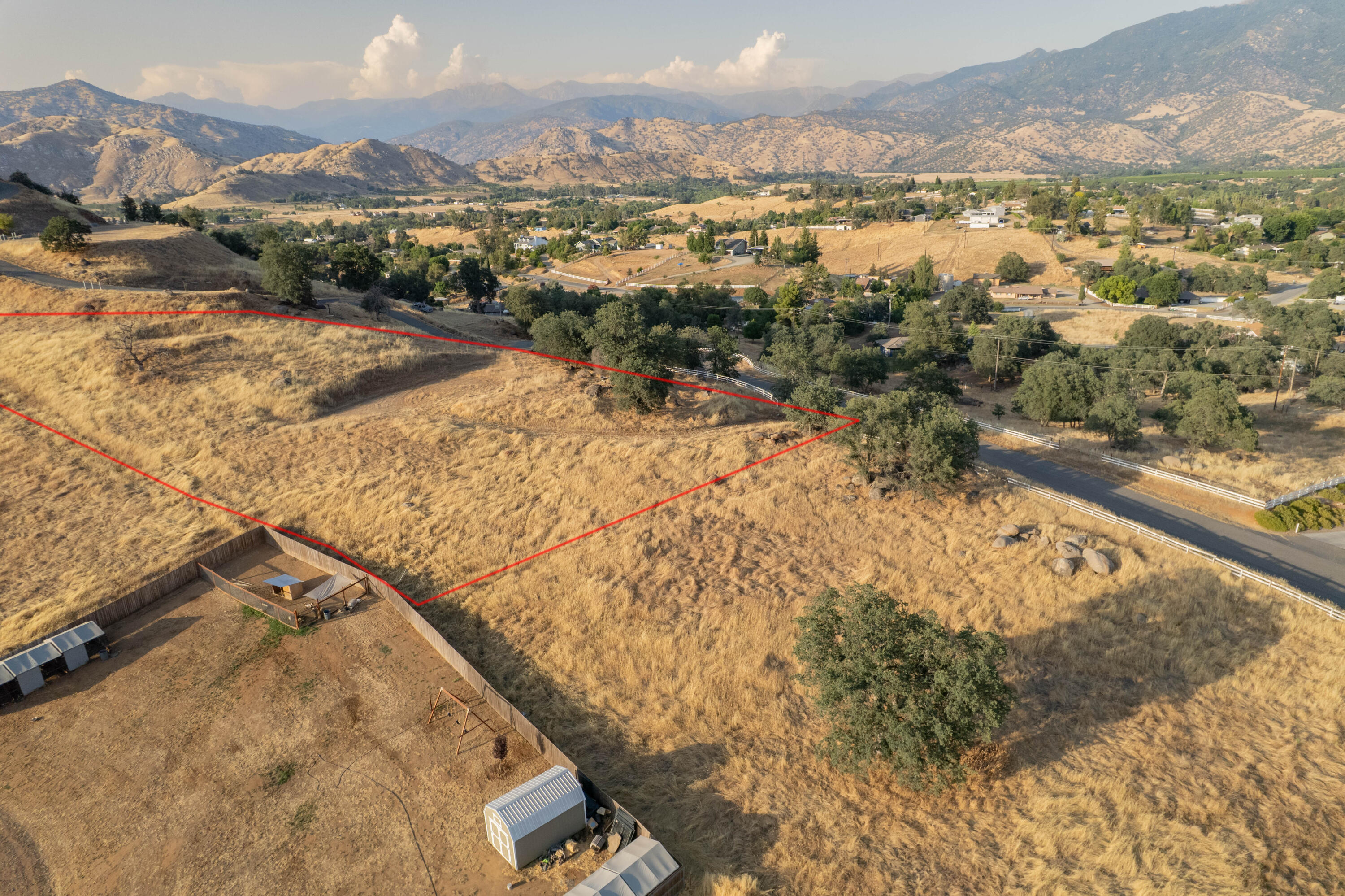 16295 Wrangler Dr, Springville, CA 93265