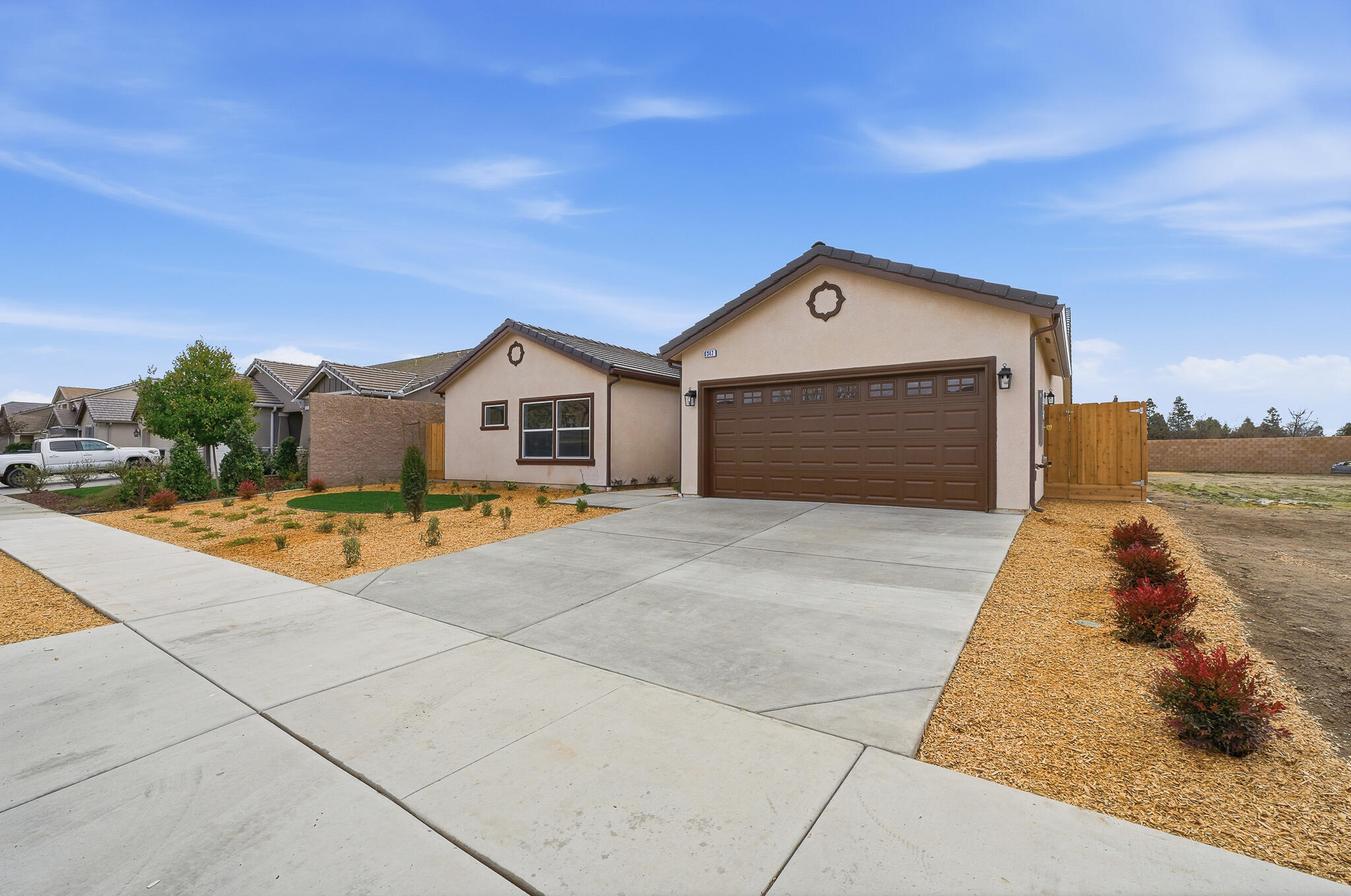 6347 W Elowin Ave, Visalia, CA 93291