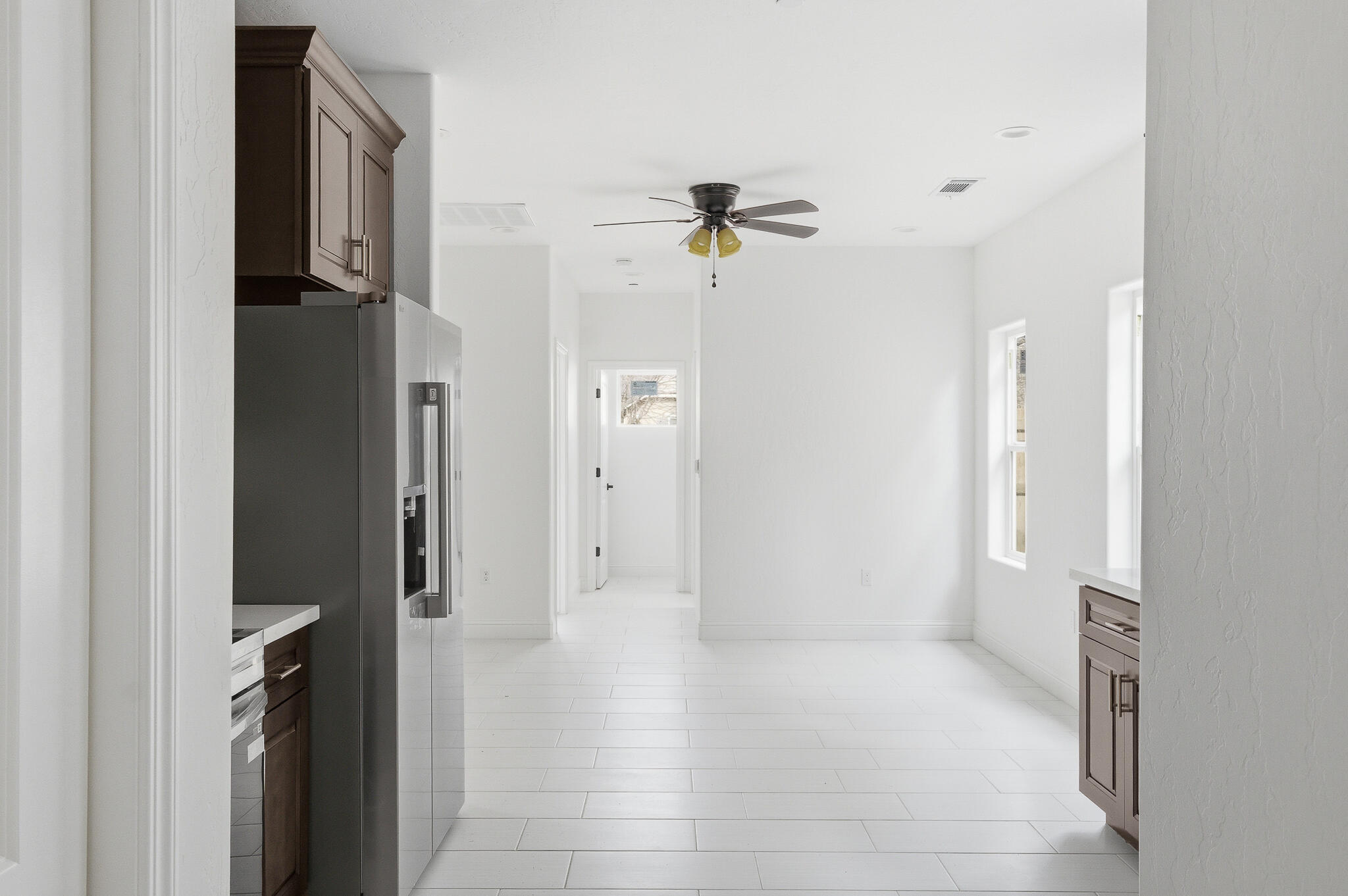 6347 W Elowin Ave, Visalia, CA 93291