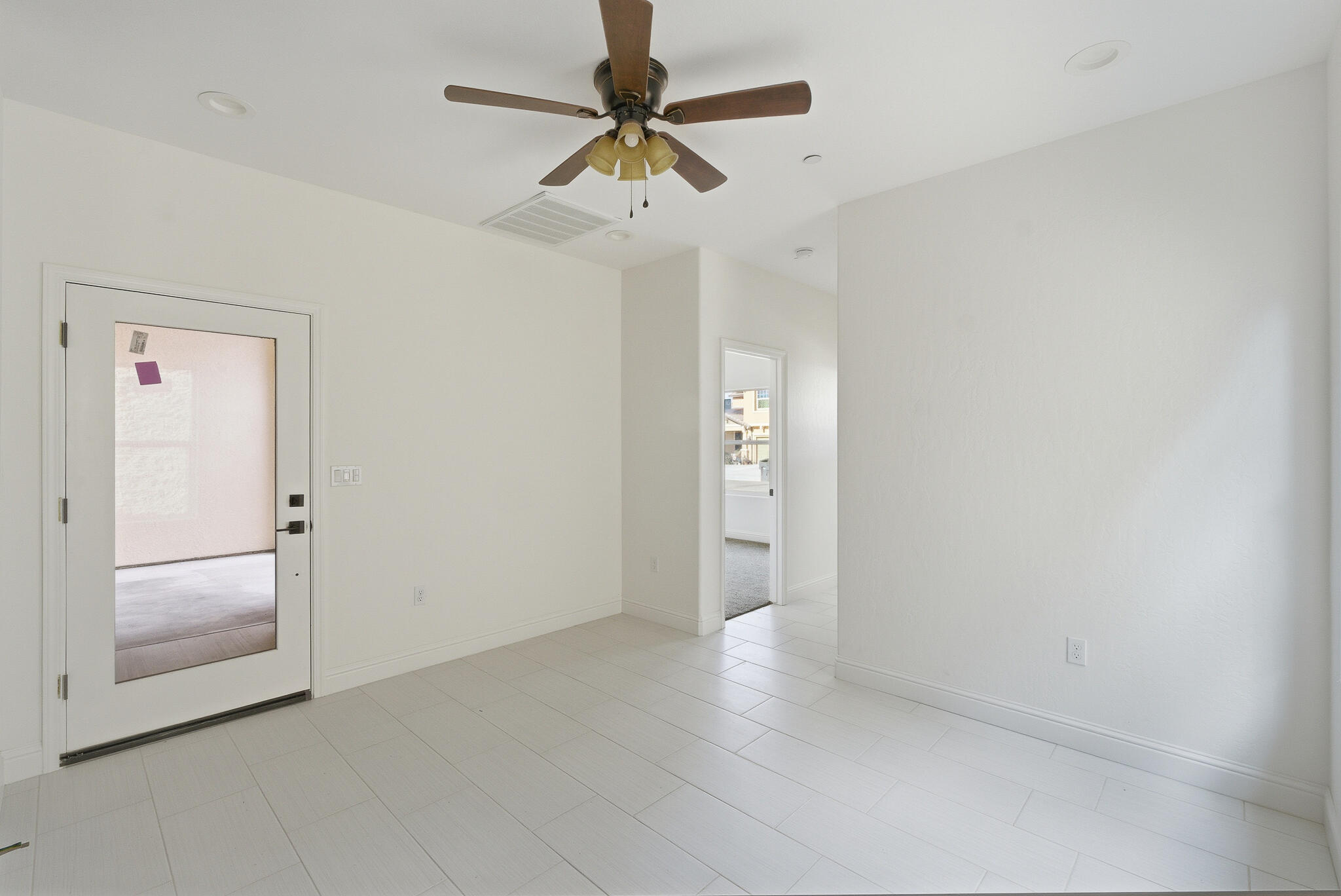 6347 W Elowin Ave, Visalia, CA 93291