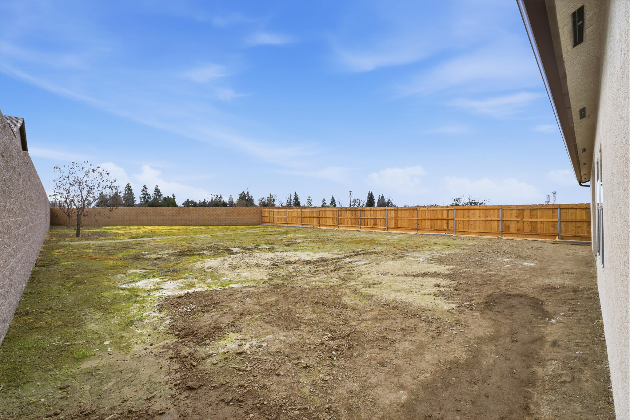 6347 W Elowin Ave, Visalia, CA 93291