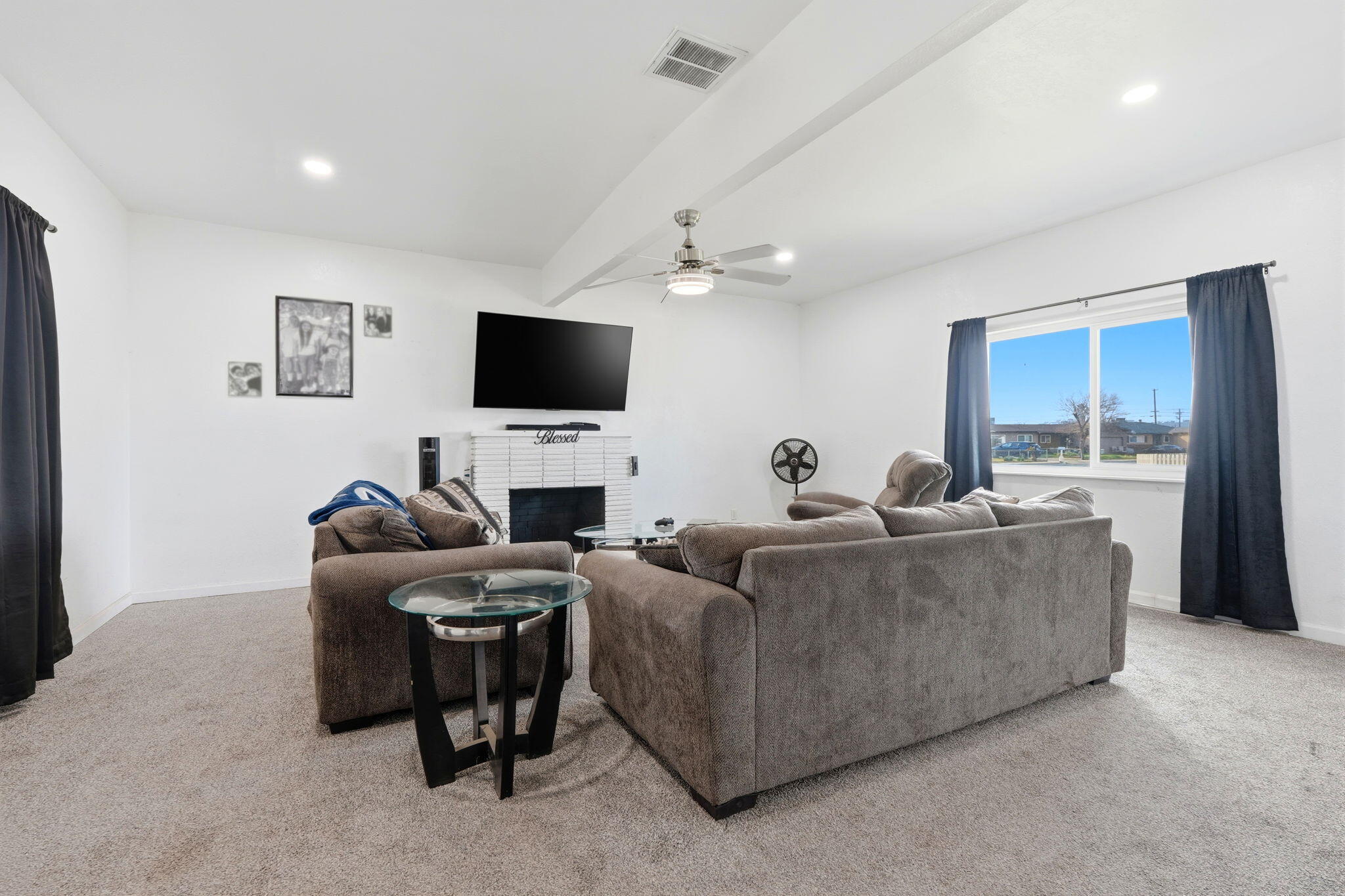 10125 El Toro Way, Hanford, CA 93230