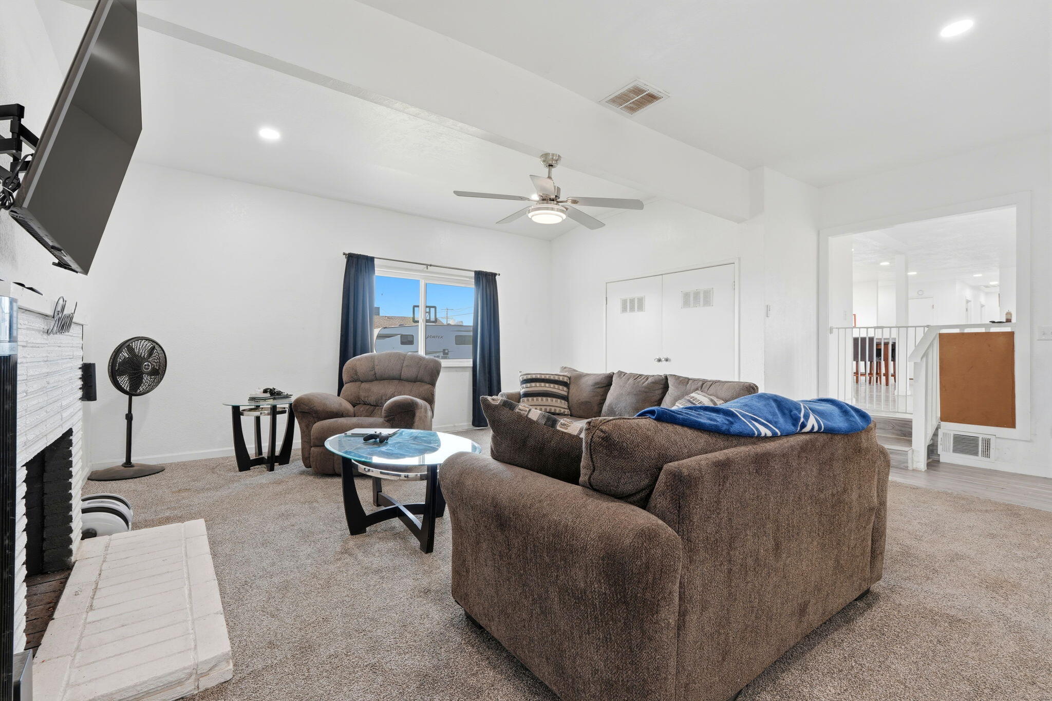 10125 El Toro Way, Hanford, CA 93230