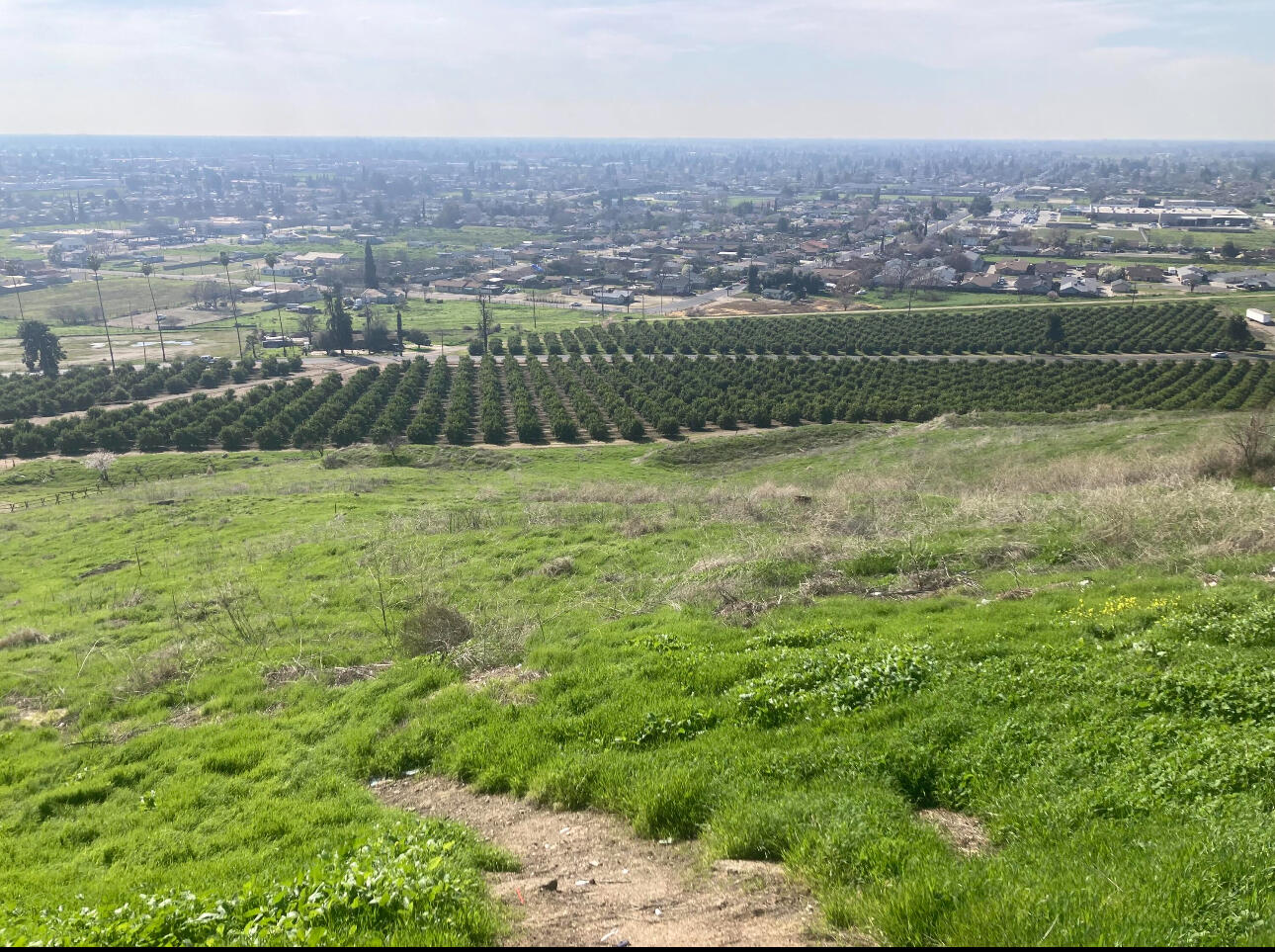 1465 N Highland Dr, Porterville, CA 93257