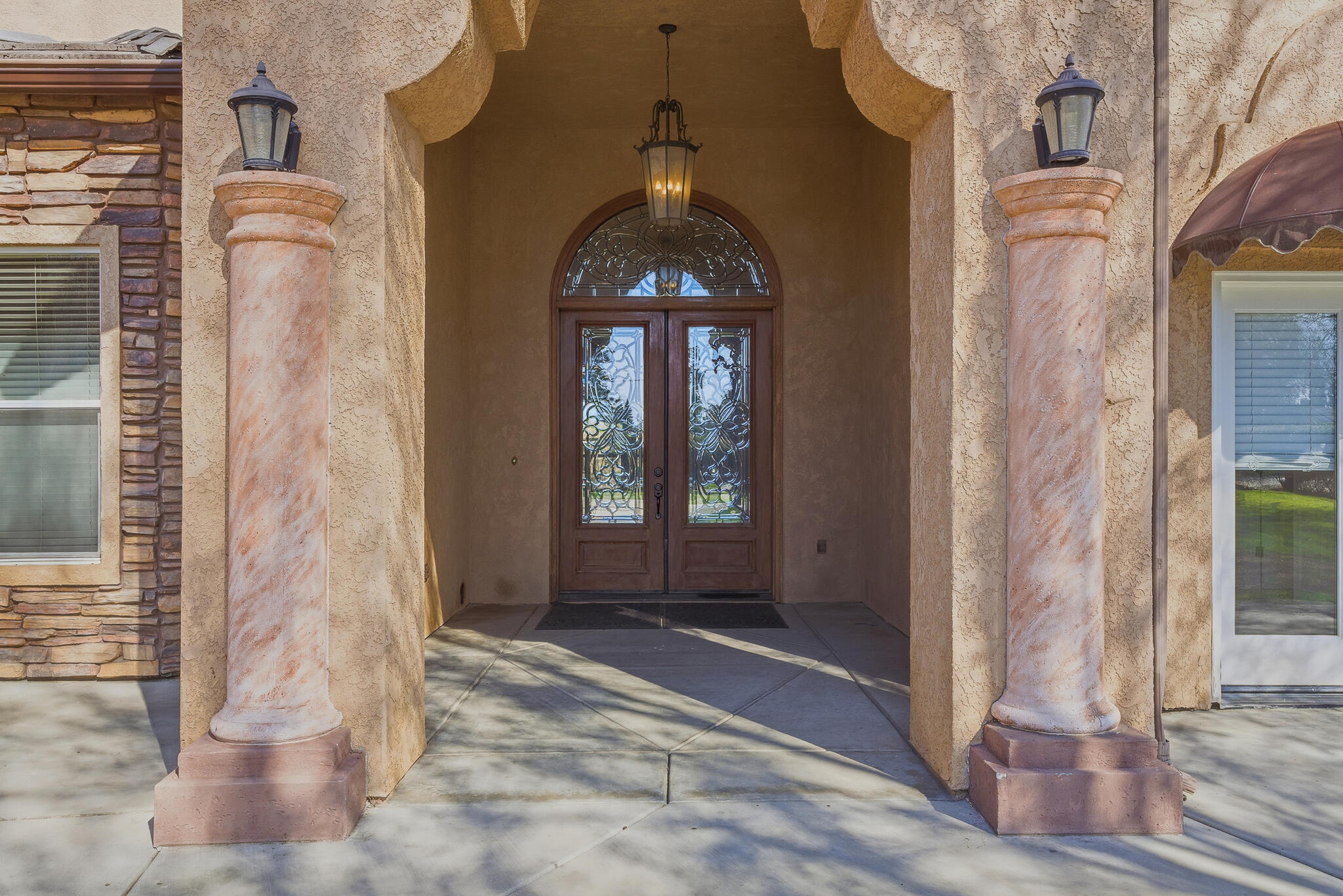 12524 Ave 320, Visalia, CA 93291