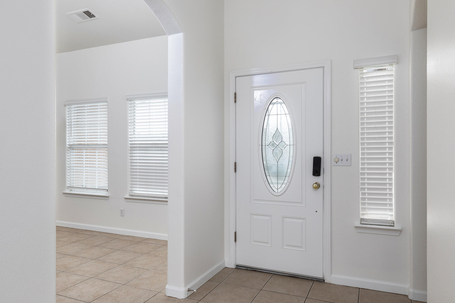 1847 E Lauren Ave, Dinuba, CA 93618