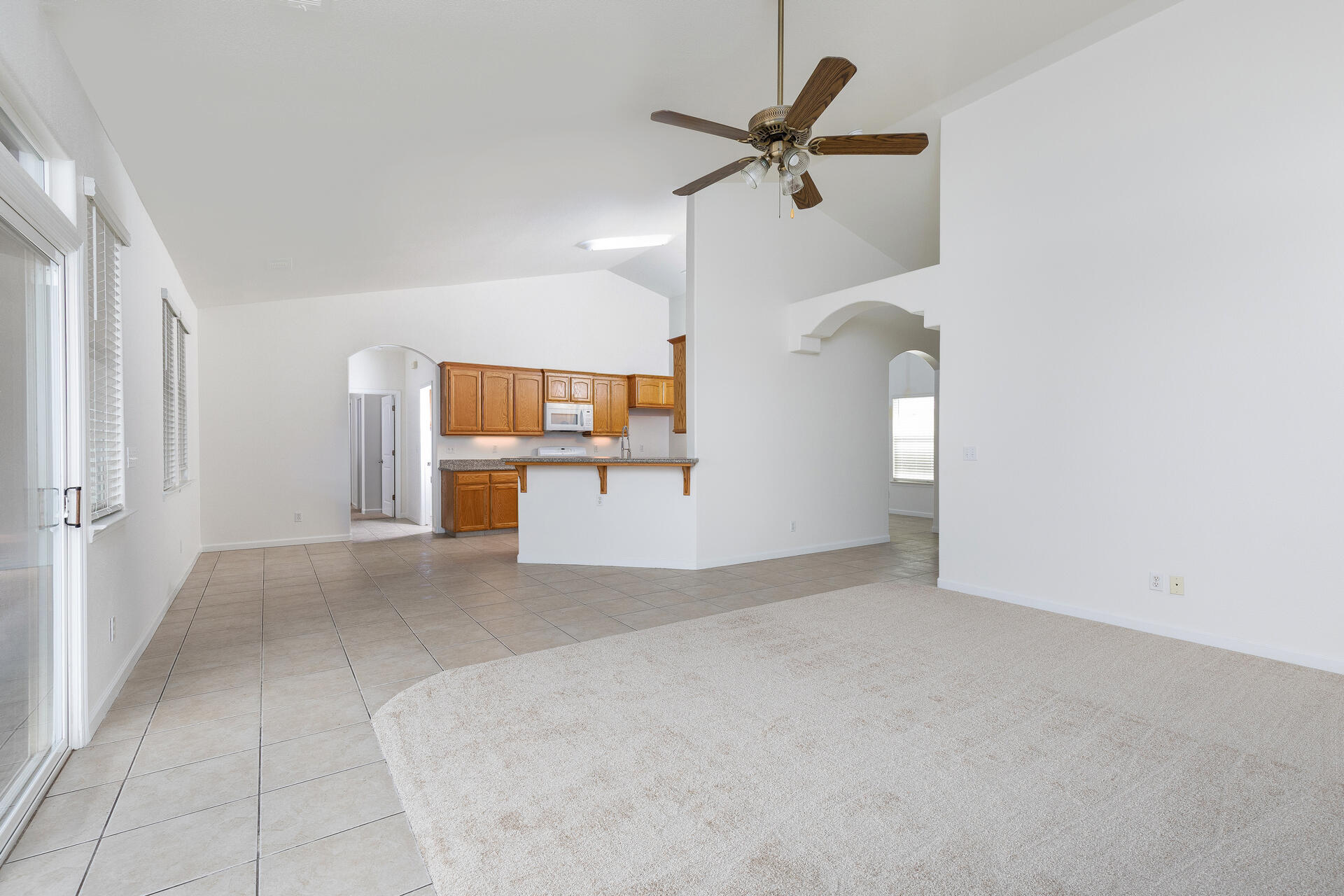 1847 E Lauren Ave, Dinuba, CA 93618