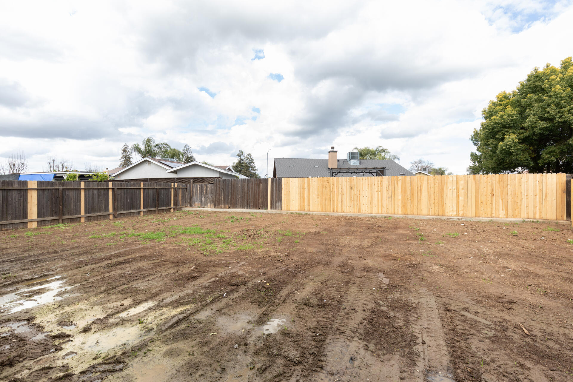 1847 E Lauren Ave, Dinuba, CA 93618