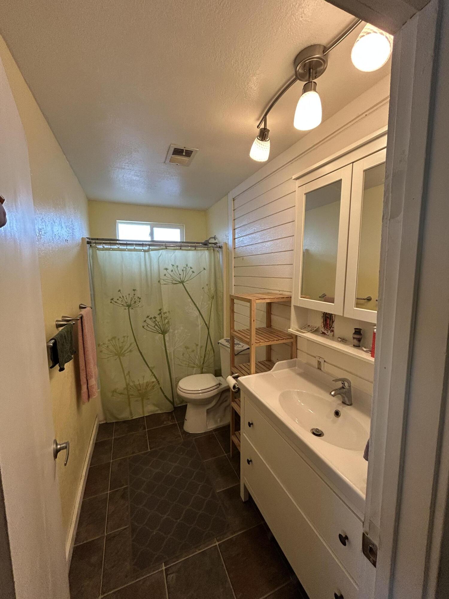 1509 Hall Ave, Corcoran, CA 93212