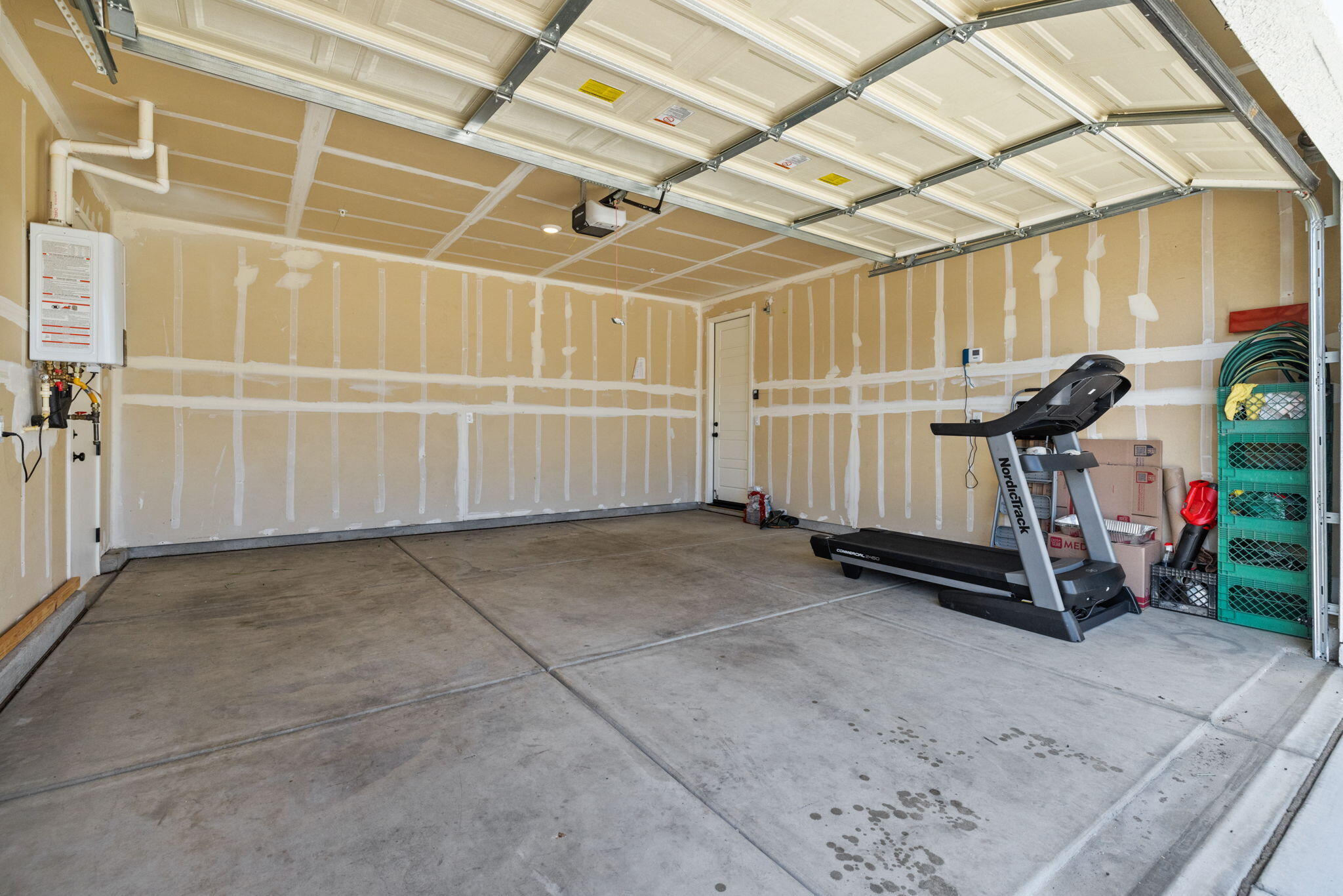 2635 S Cain Ct, Visalia, CA 93292