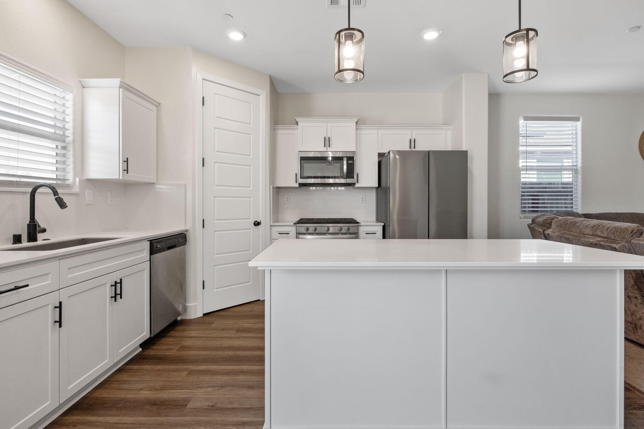 2635 S Cain Ct, Visalia, CA 93292