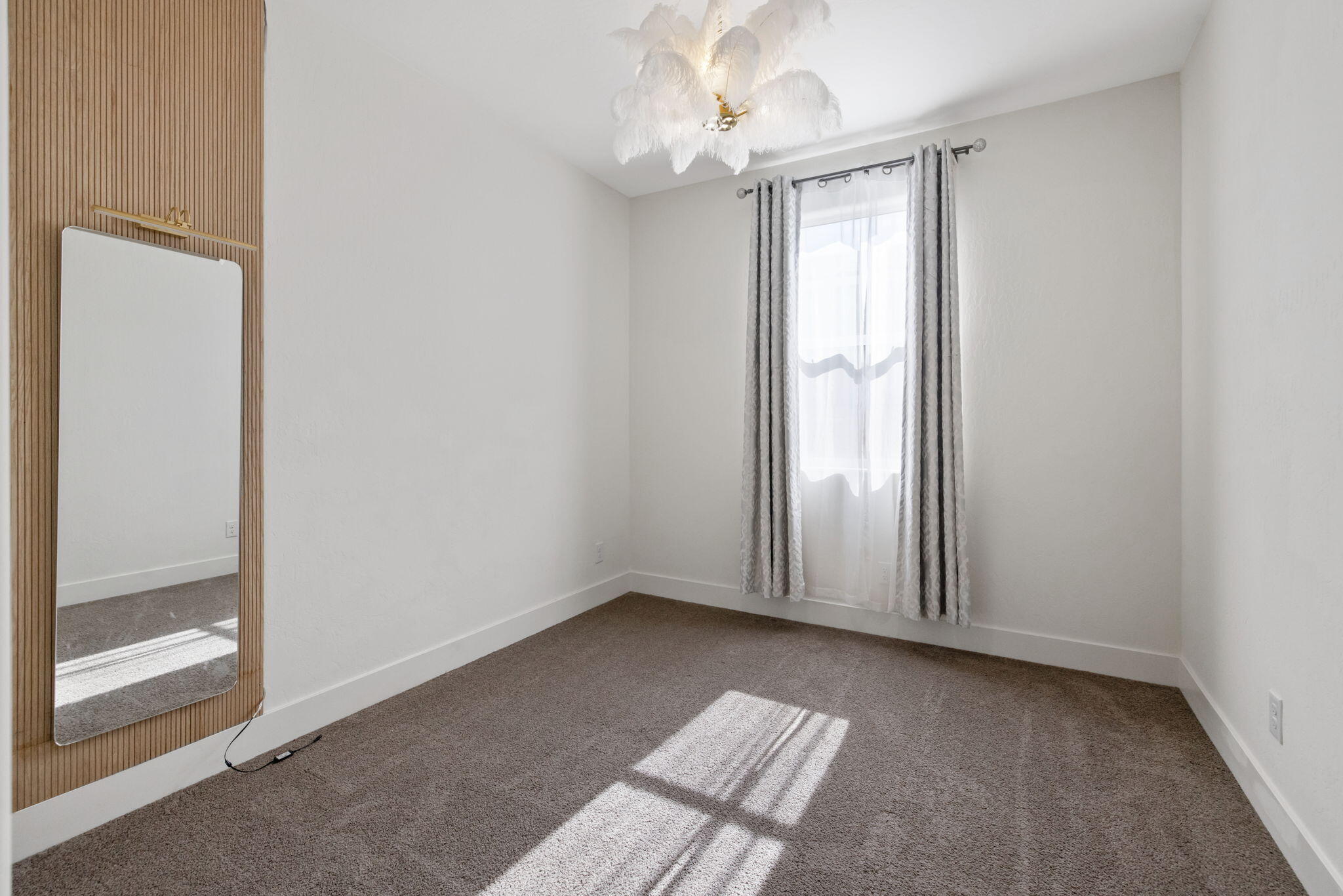 2635 S Cain Ct, Visalia, CA 93292