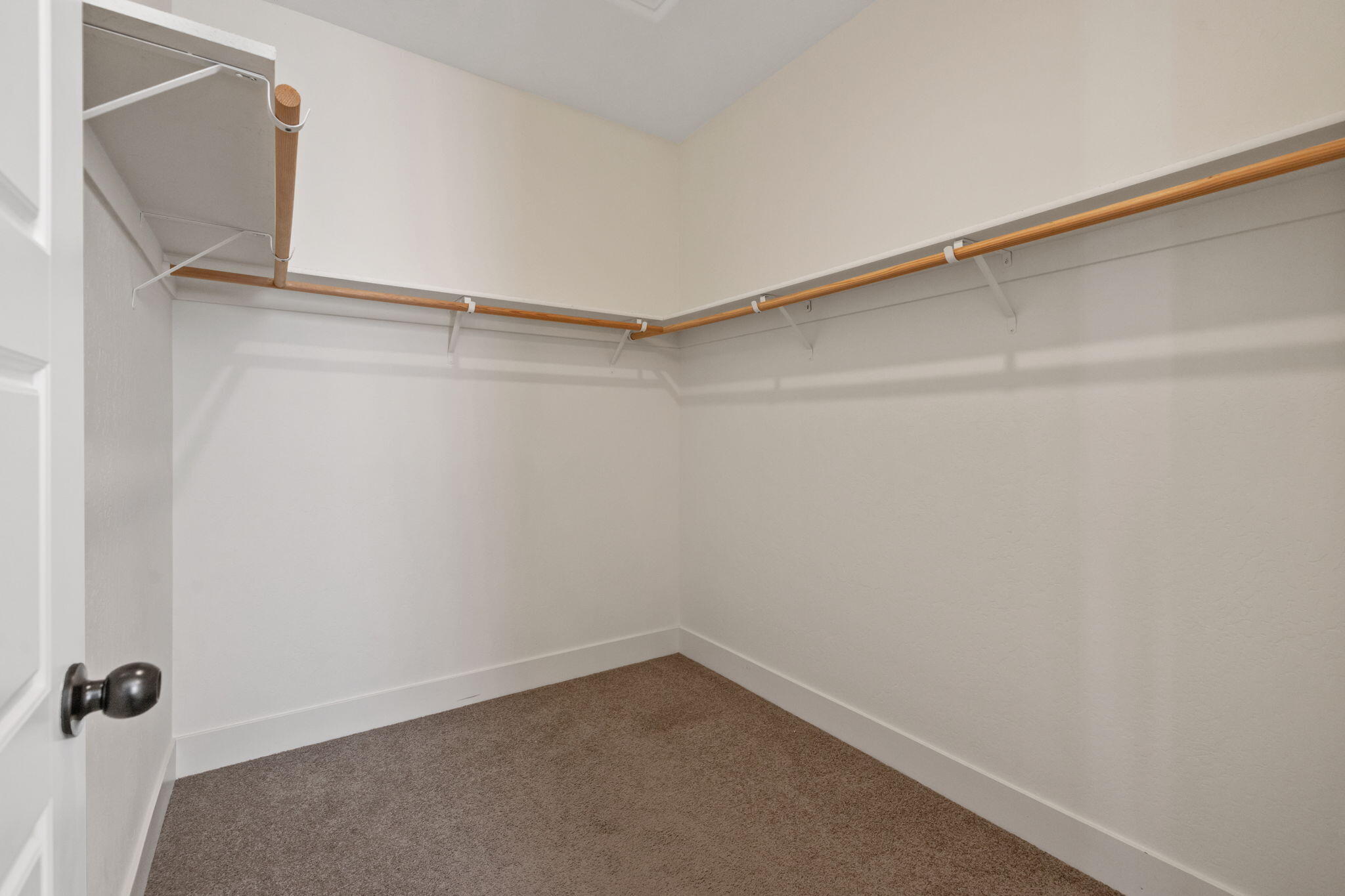 2635 S Cain Ct, Visalia, CA 93292