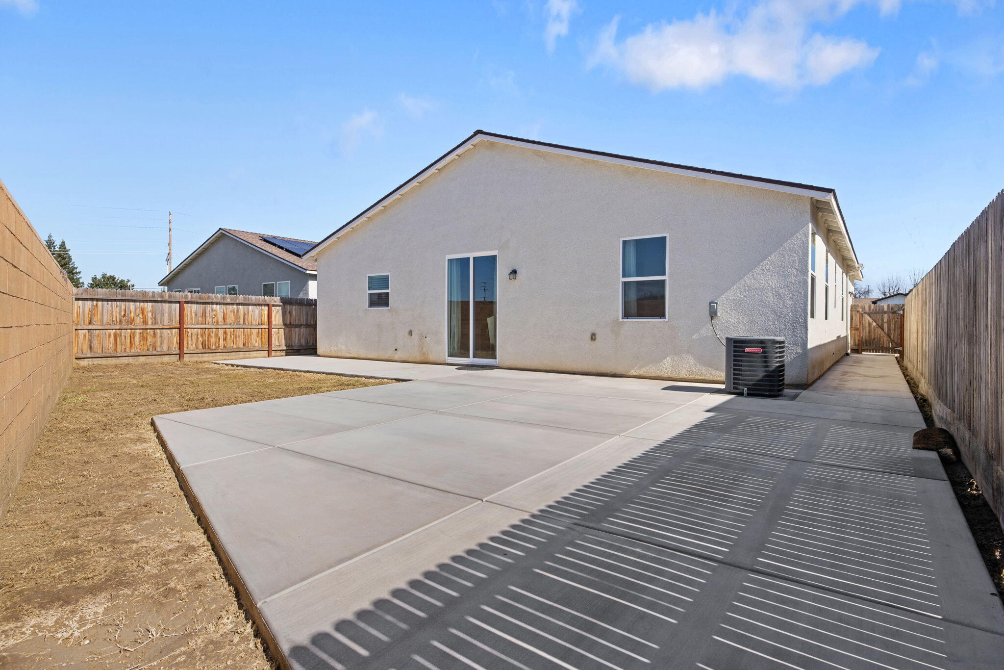 2635 S Cain Ct, Visalia, CA 93292