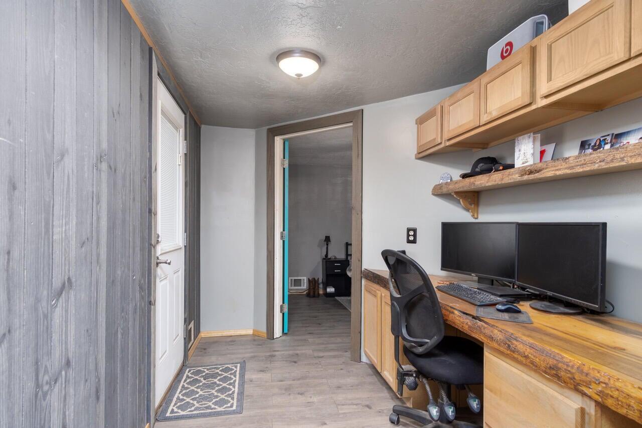 35228 Lenard Rd, Springville, CA 93265